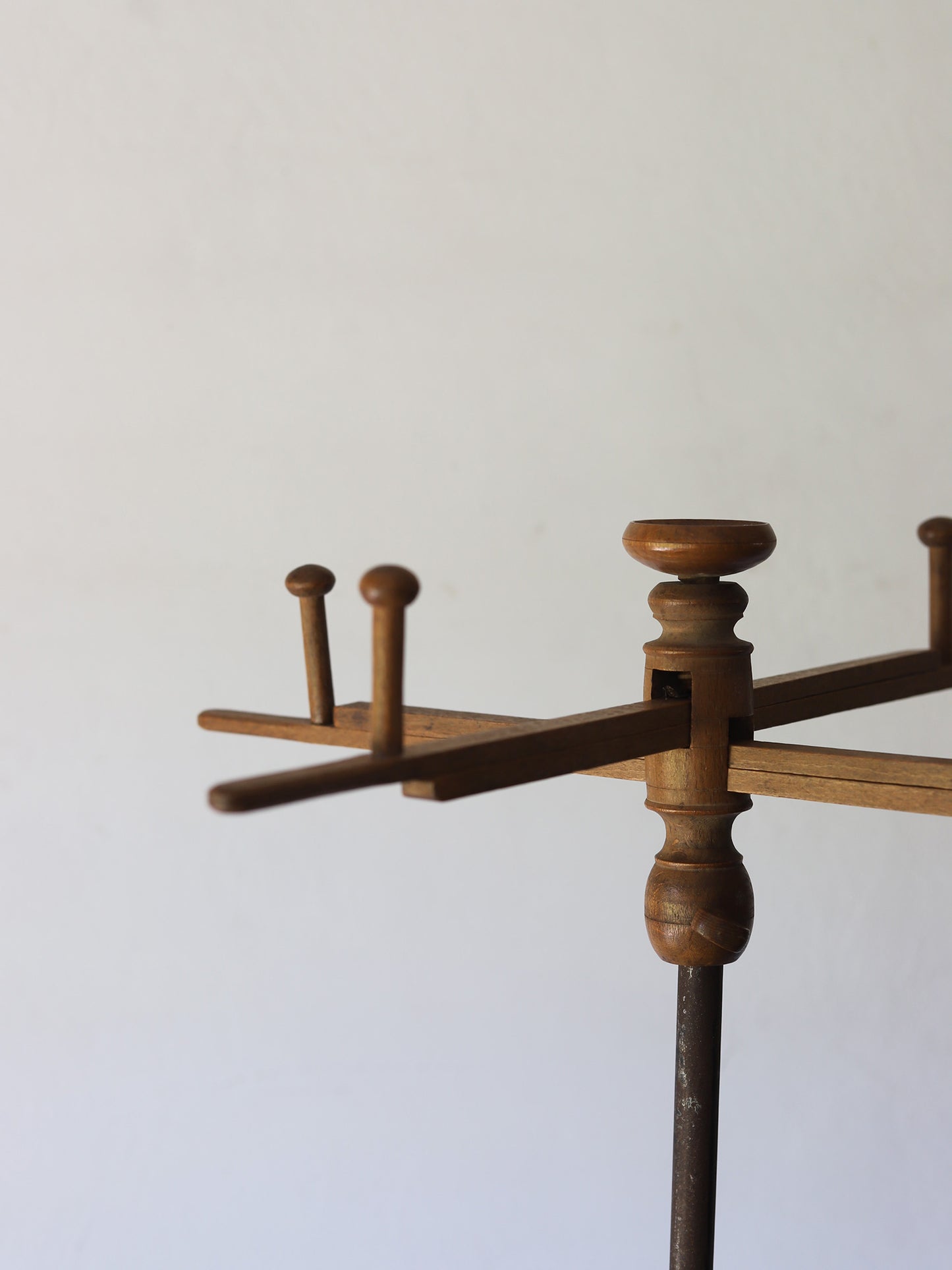 HANGER STAND