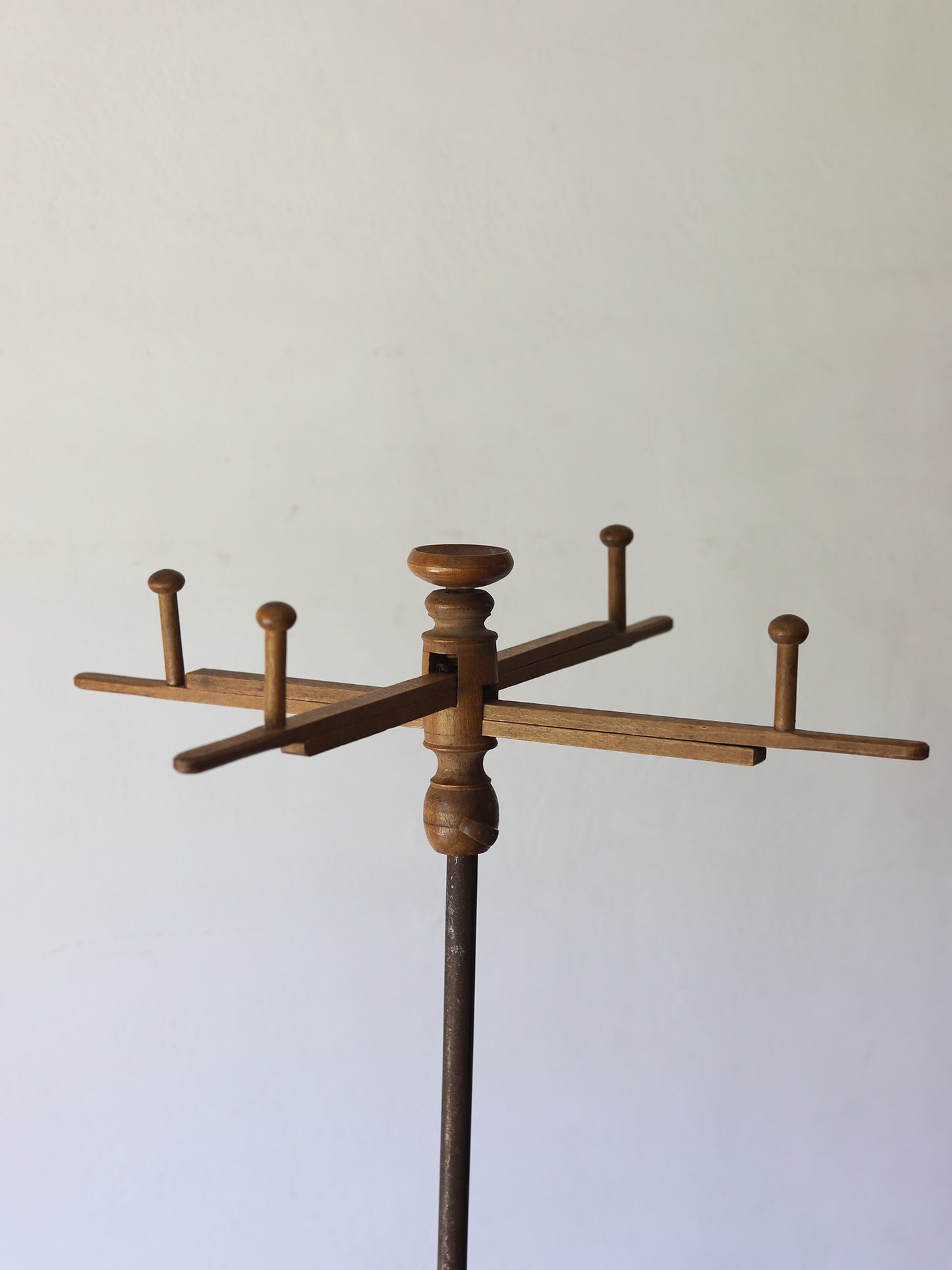 HANGER STAND