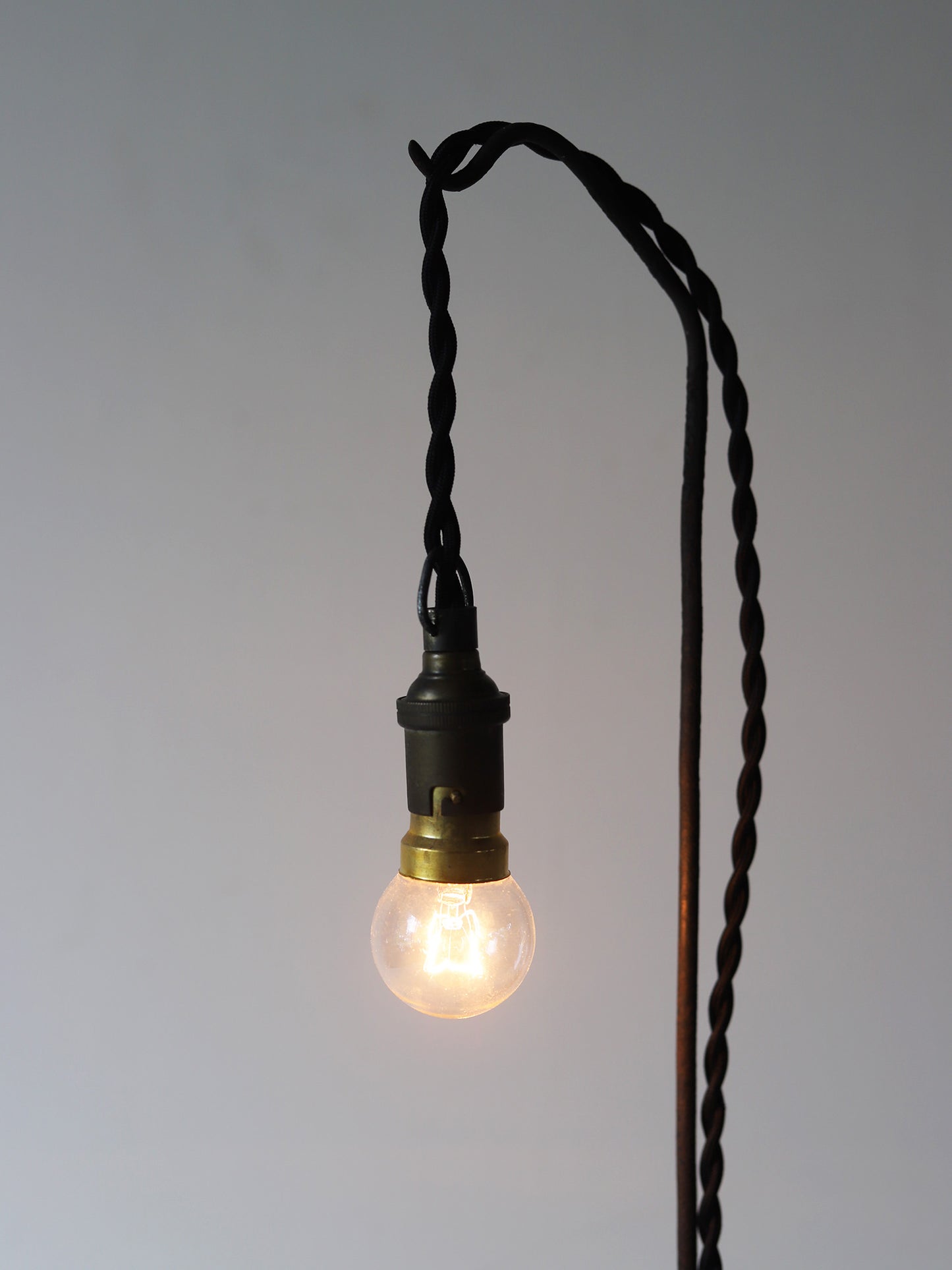 WOOD BROCK LAMP
