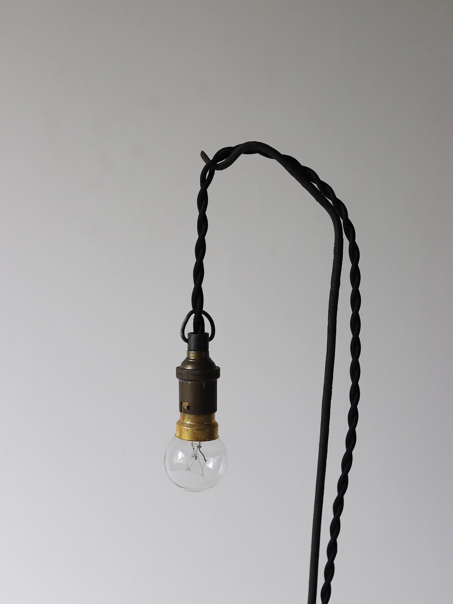 WOOD BROCK LAMP