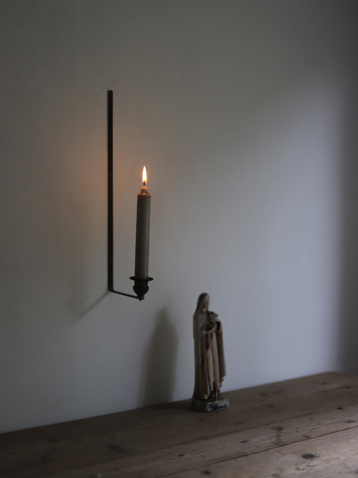 WALL CANDLE STAND