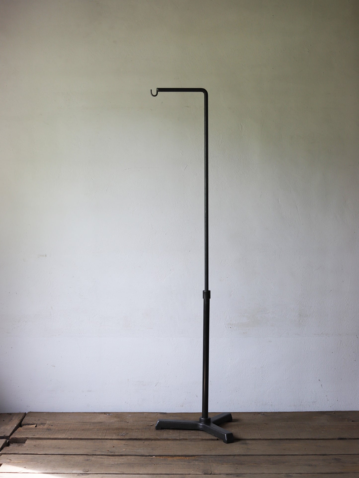 IRON STAND