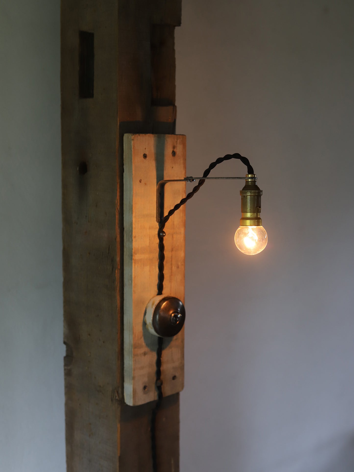 WALL LAMP with SWITCH