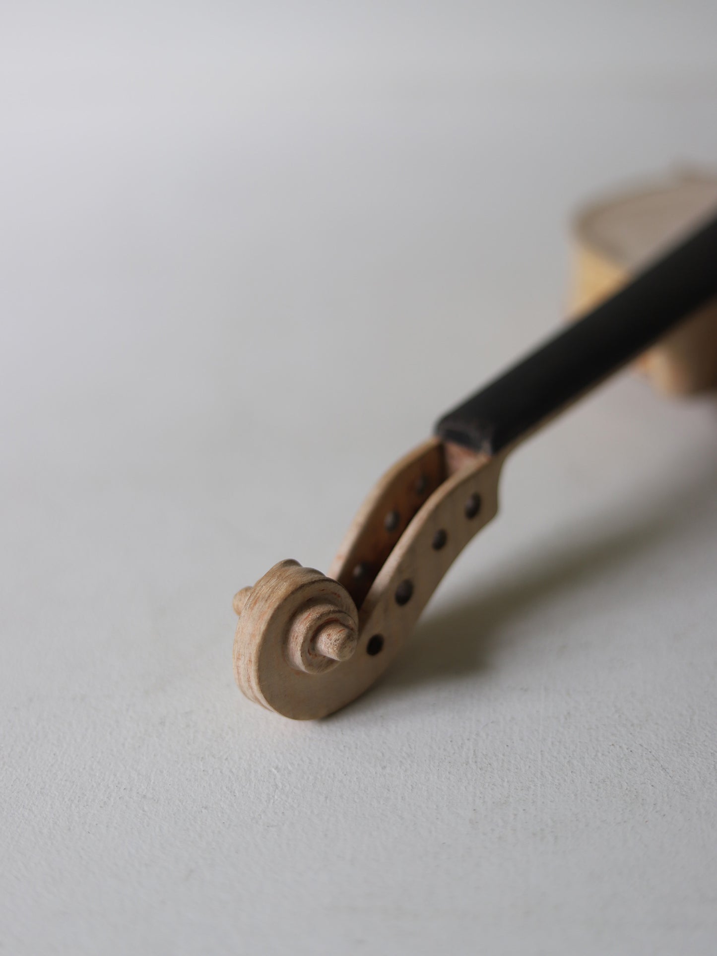 VIOLIN M