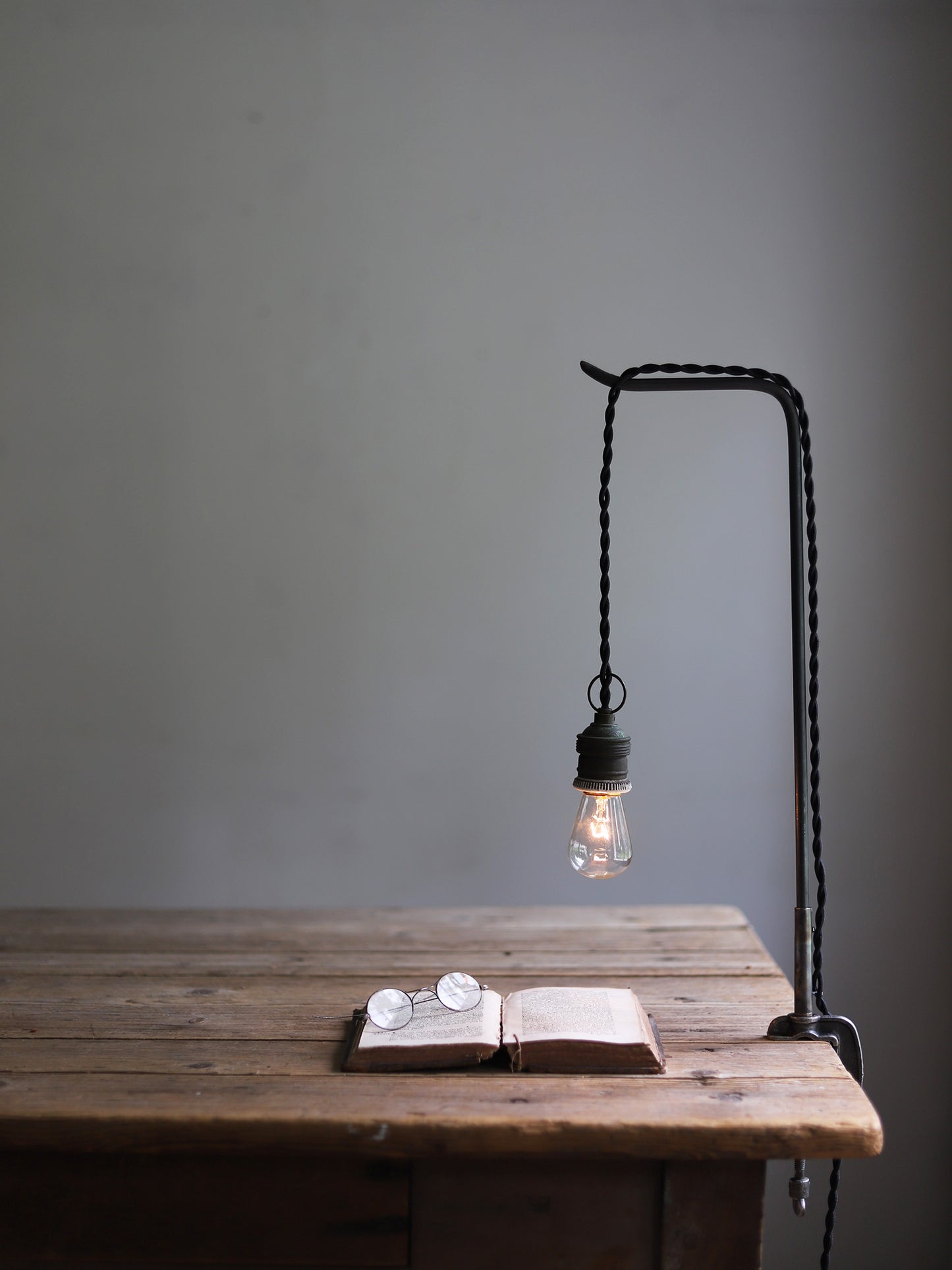 CLAMP LAMP