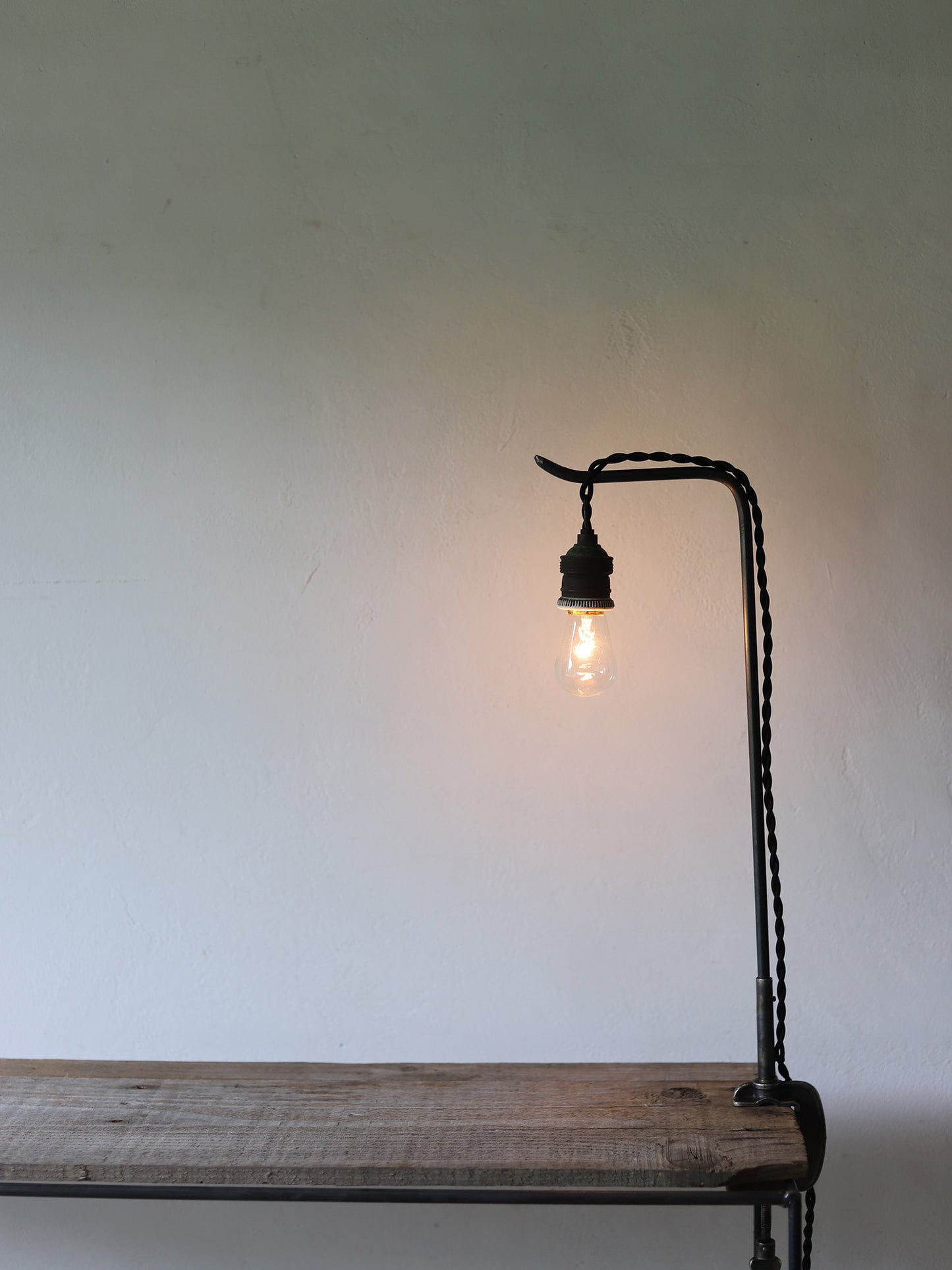 CLAMP LAMP