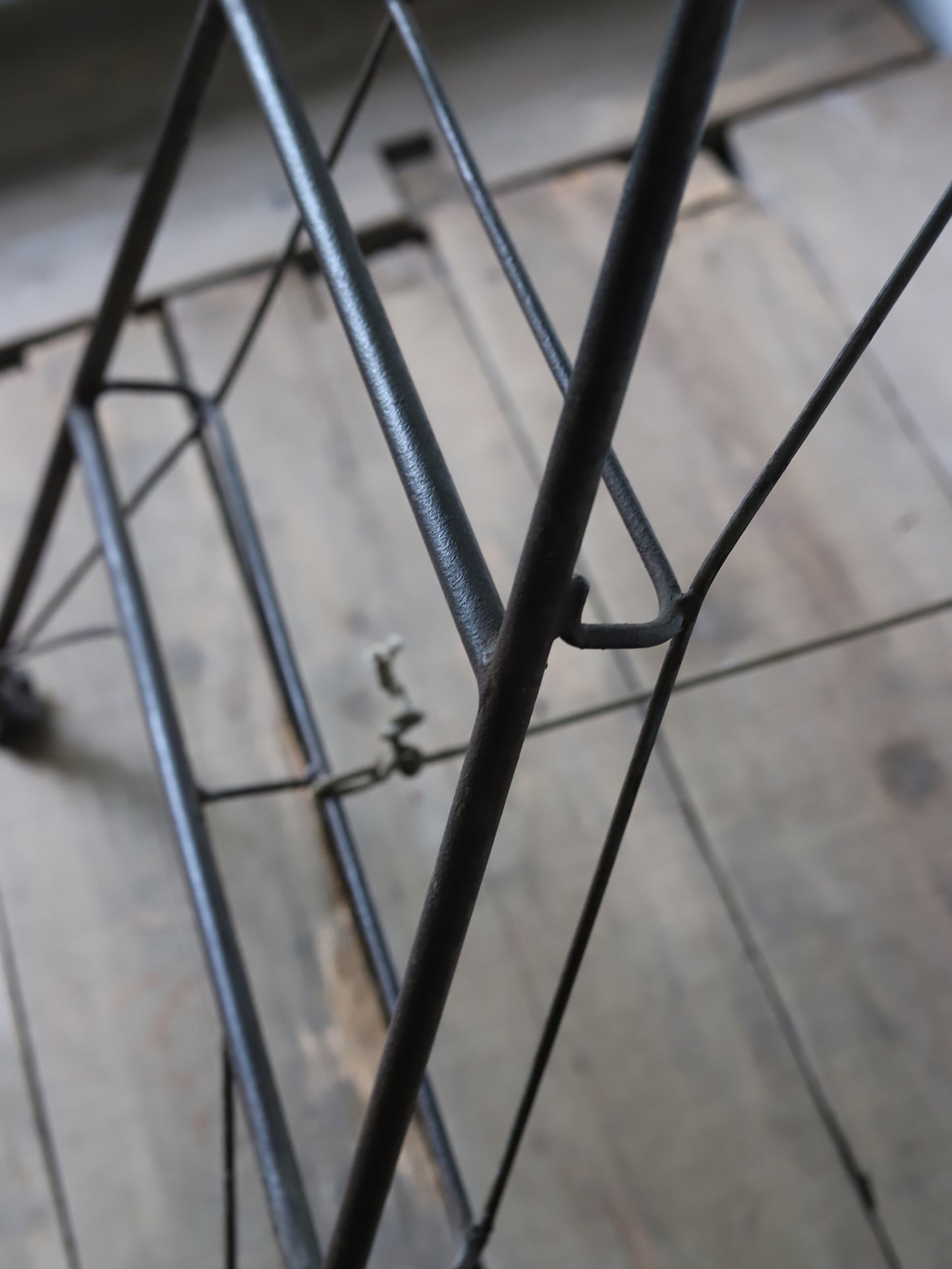 IRON STEPLADDER