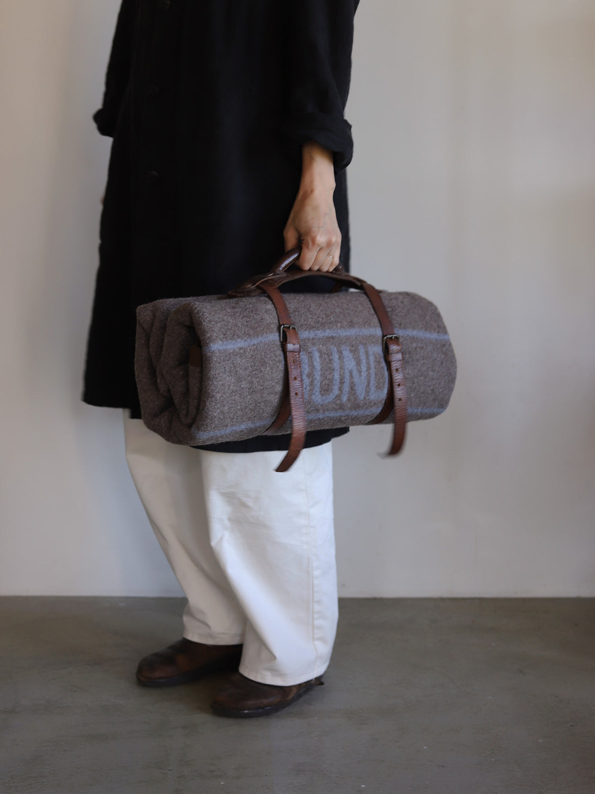 BLANKET with LEATHER BELT