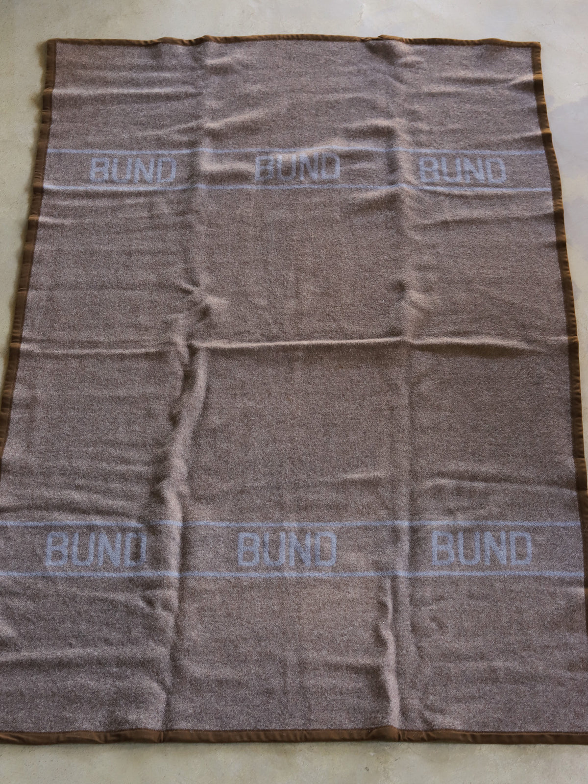 BLANKET with LEATHER BELT