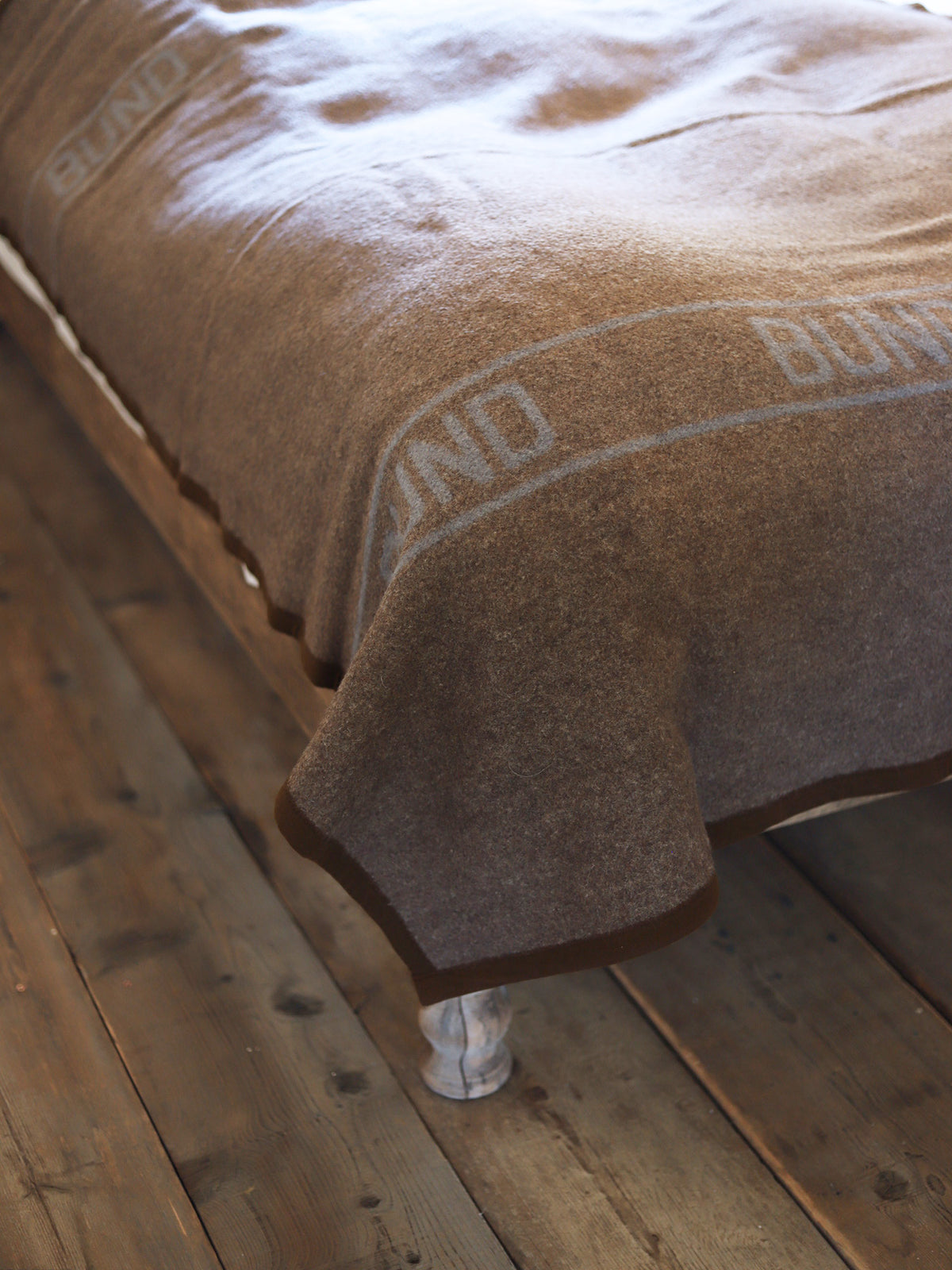 BLANKET with LEATHER BELT