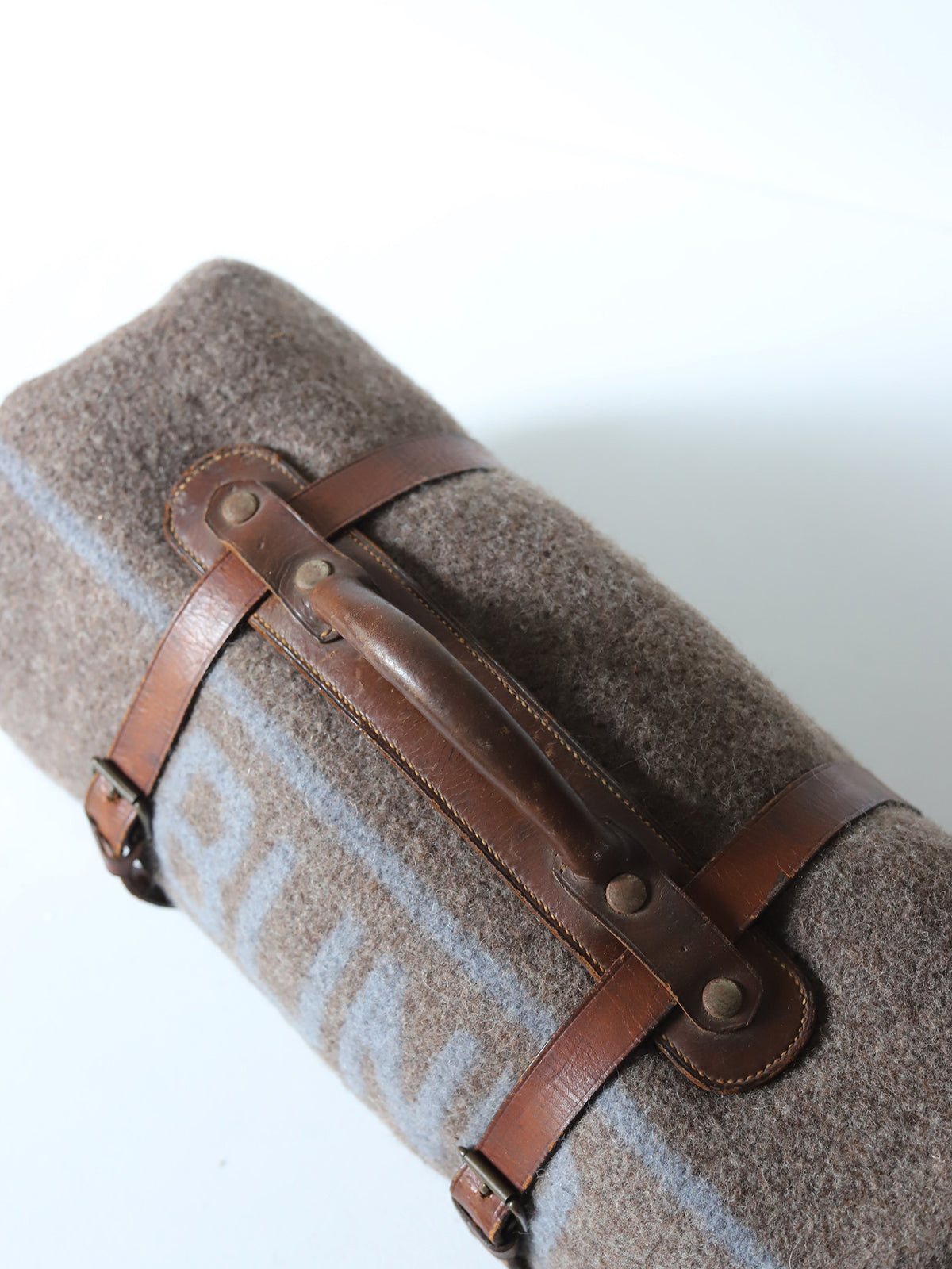 BLANKET with LEATHER BELT