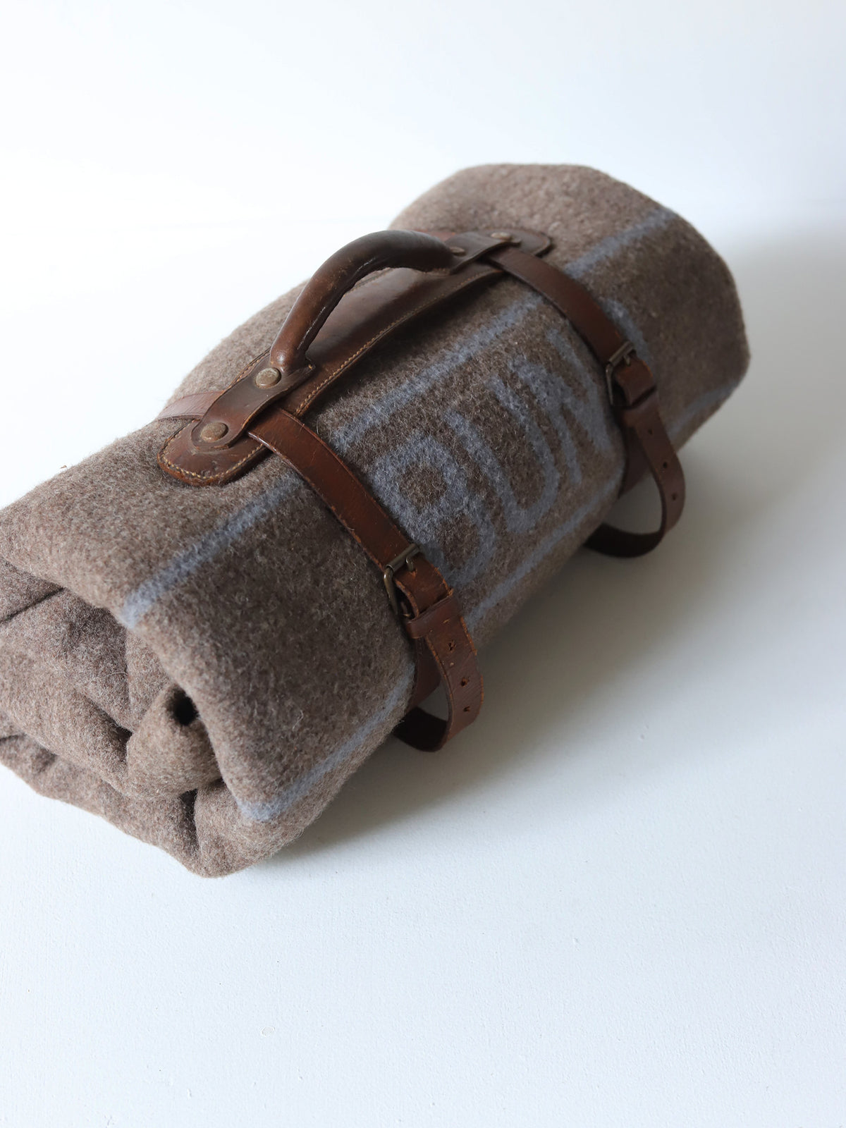 BLANKET with LEATHER BELT