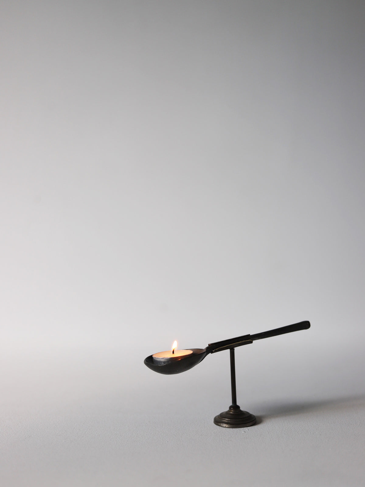CANDLE STAND
