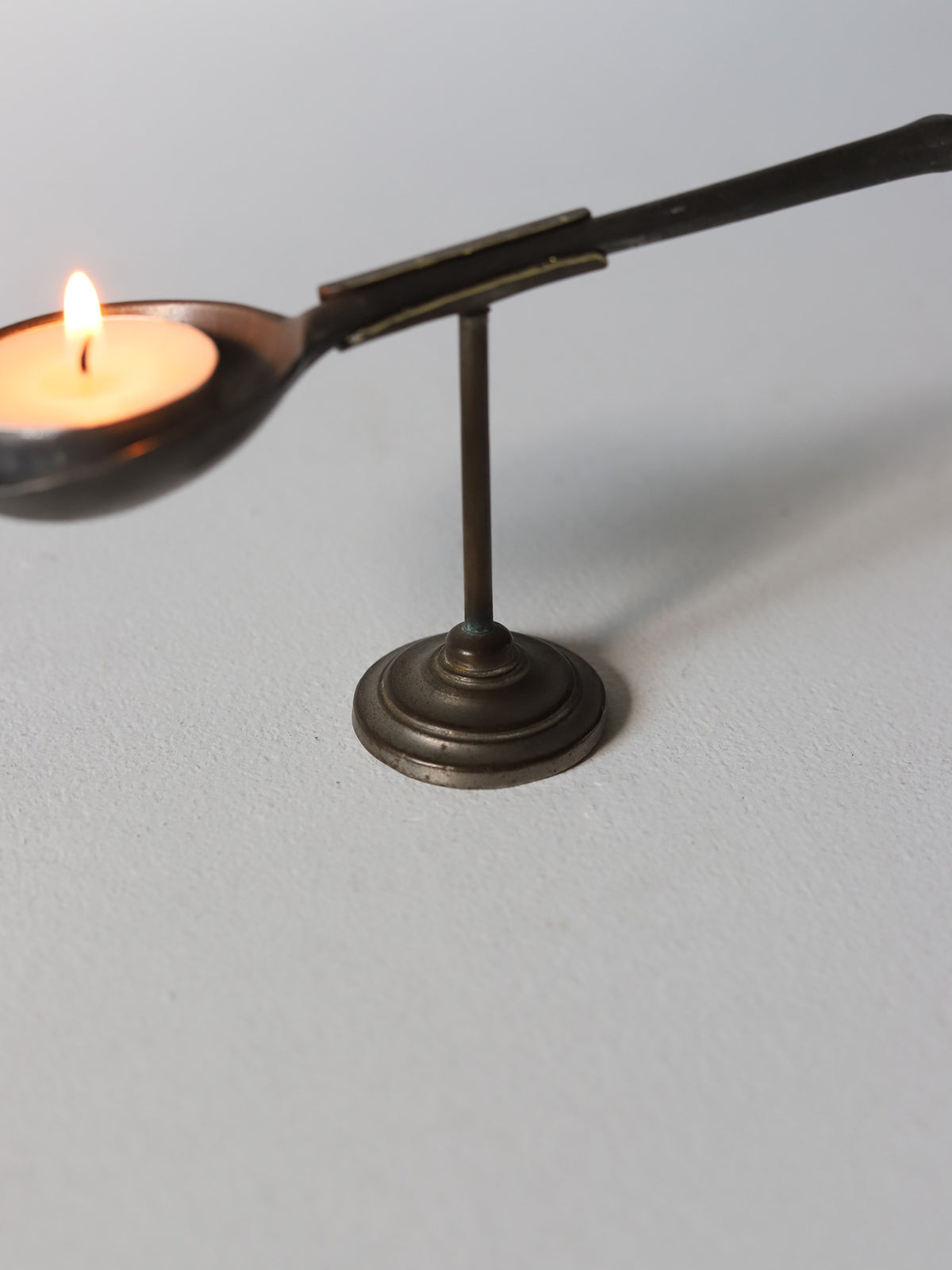 CANDLE STAND