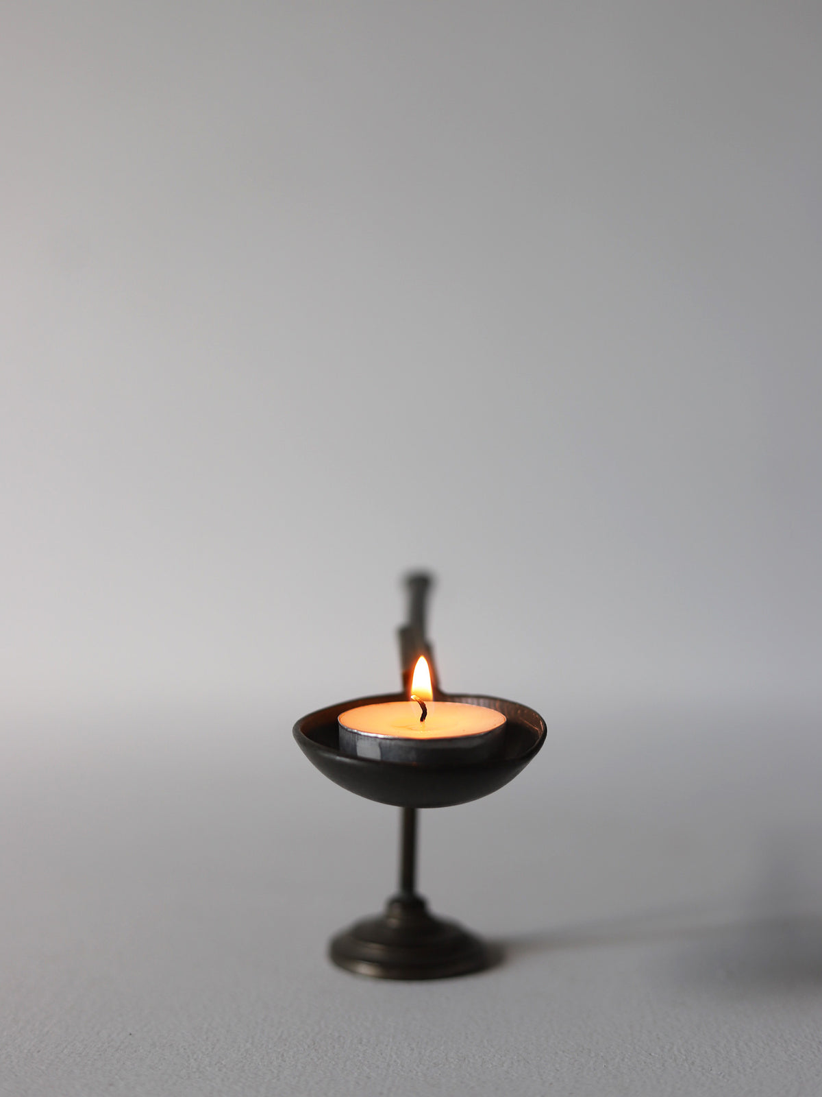 CANDLE STAND