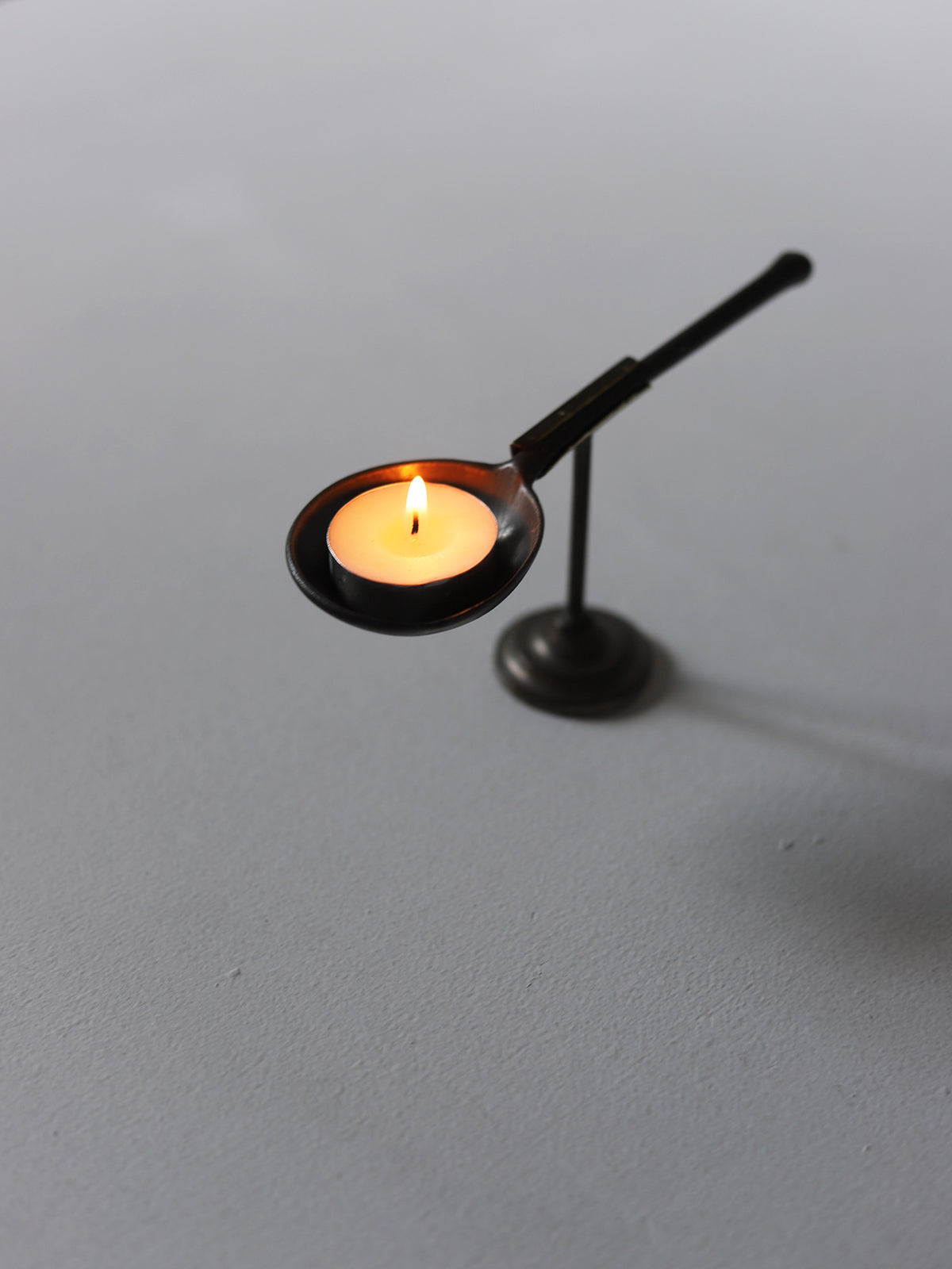 CANDLE STAND