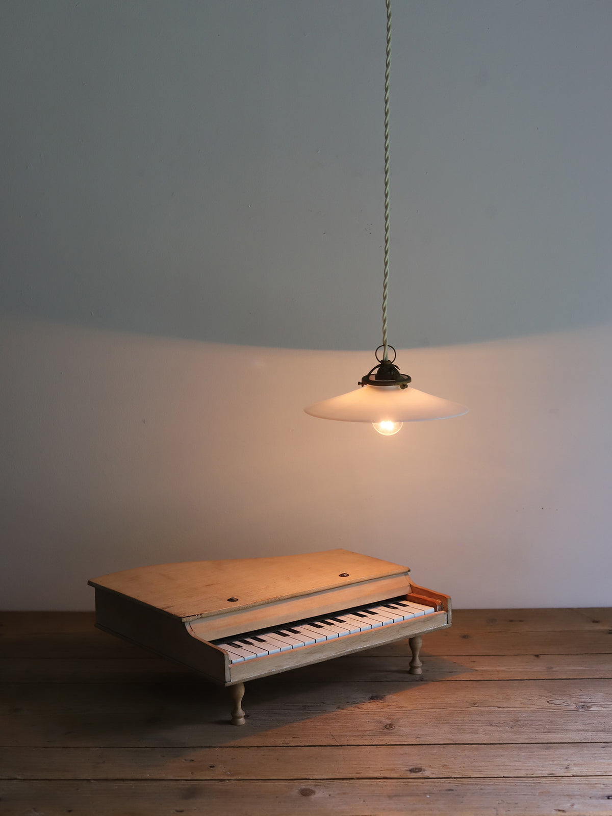 LITTLE PIANO