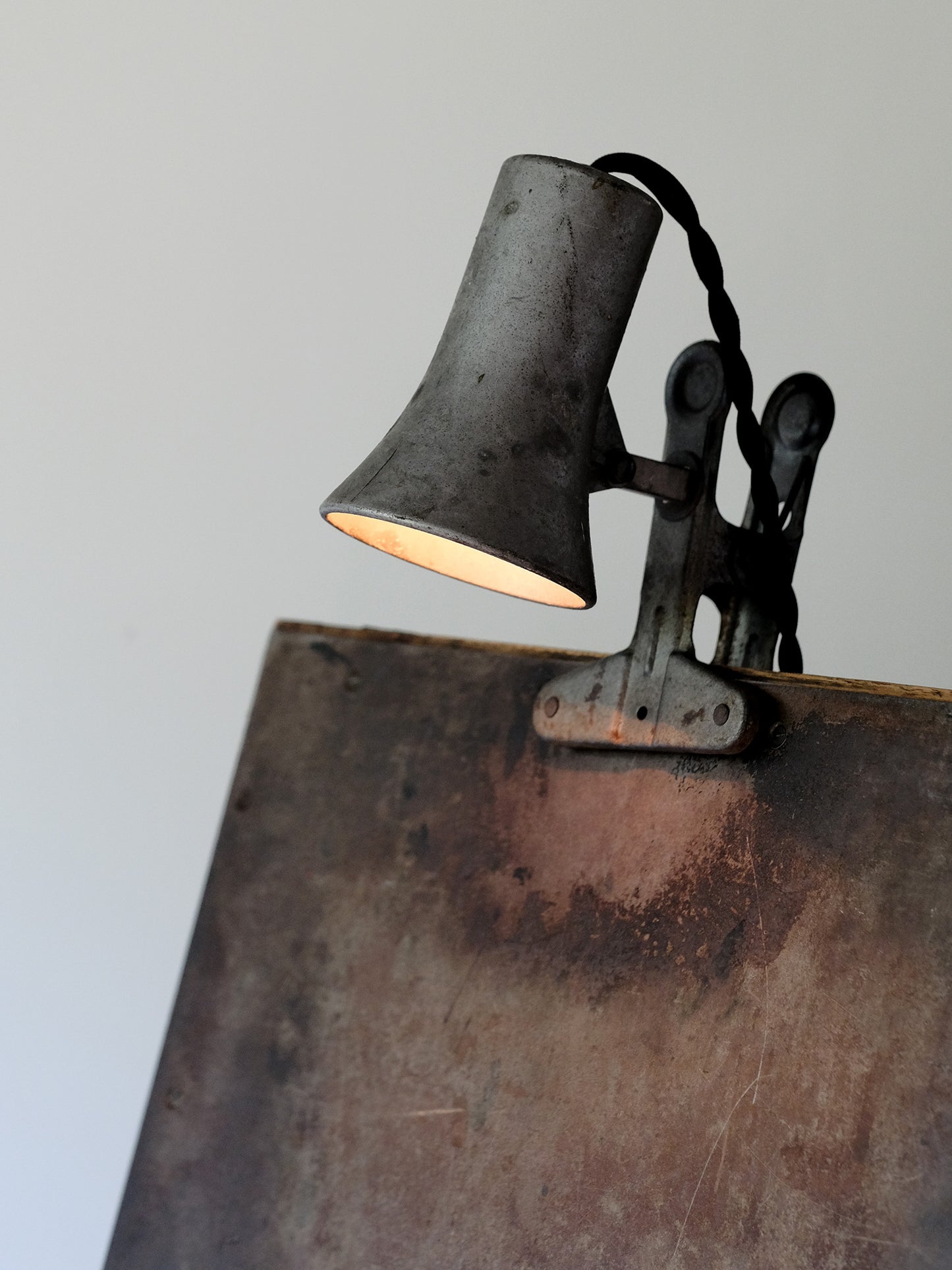 SIGNBOARD LAMP