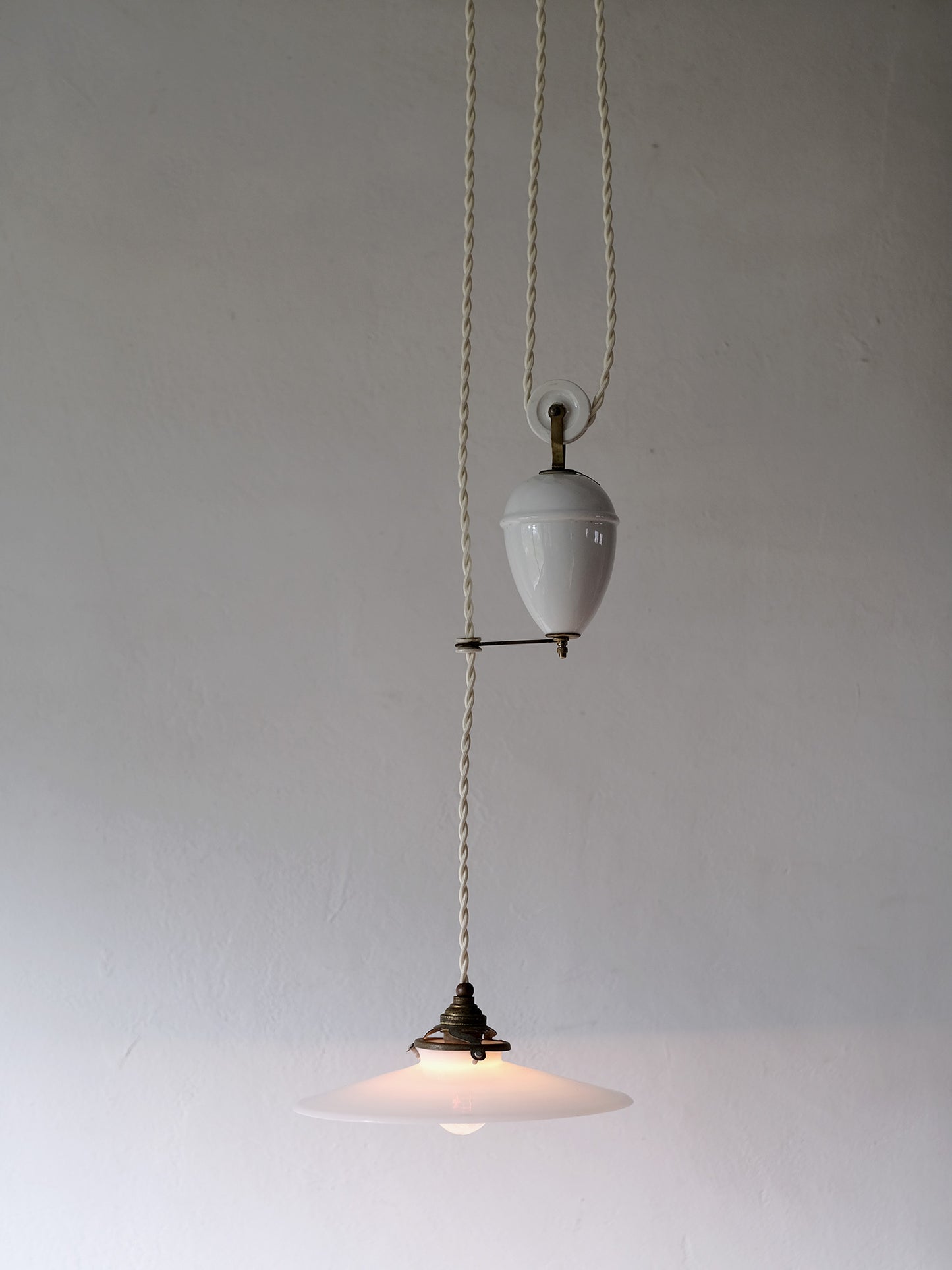 Monte et Baisse : Glass