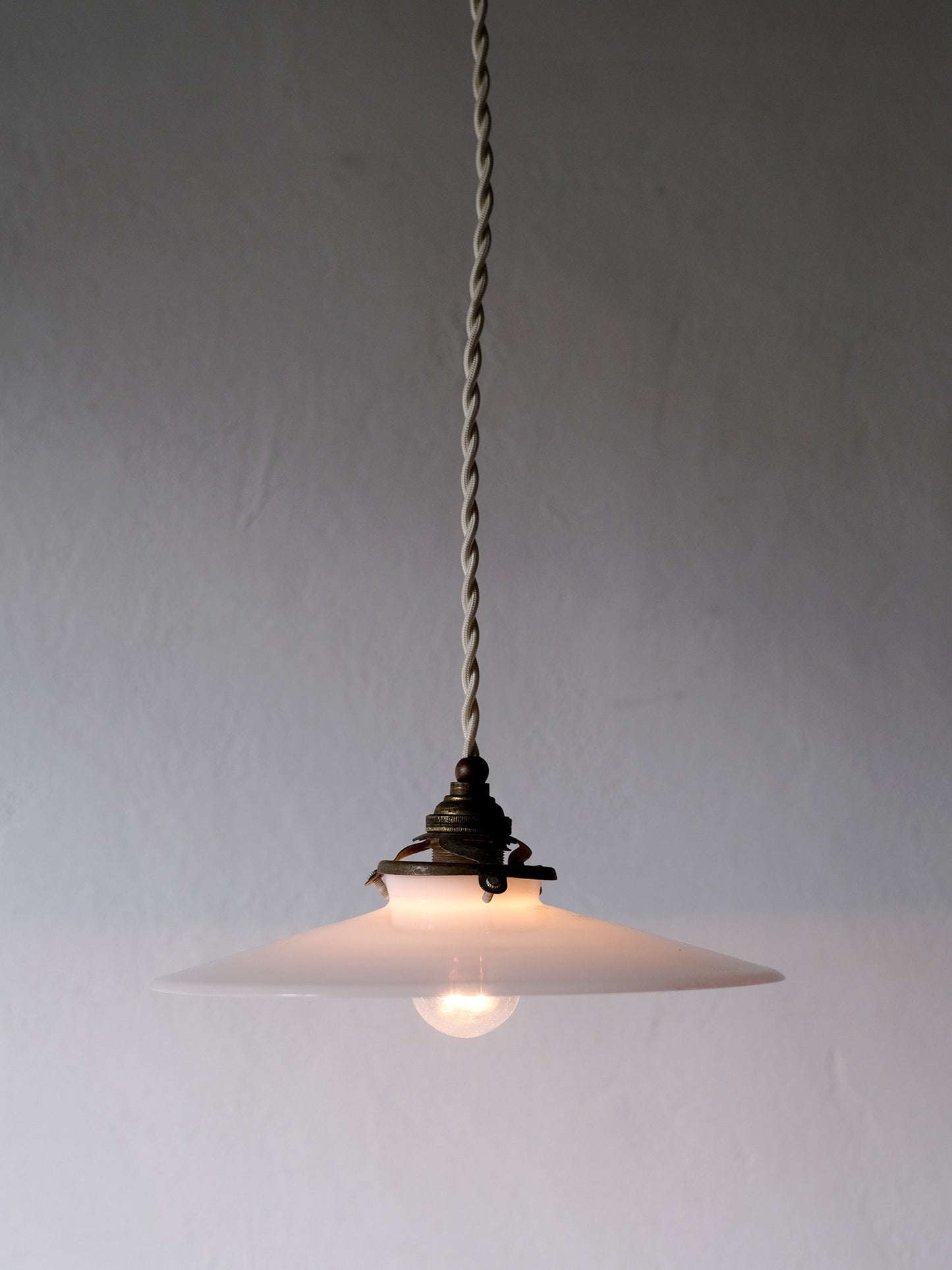 Monte et Baisse : Glass