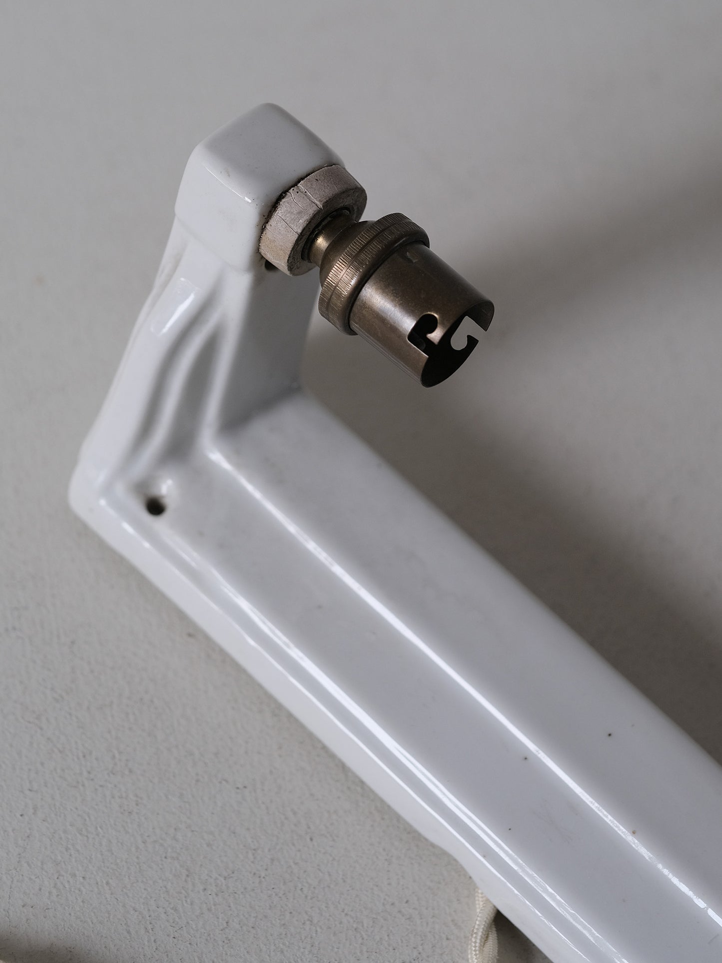 WALL LAMP WITH SWITCH：B