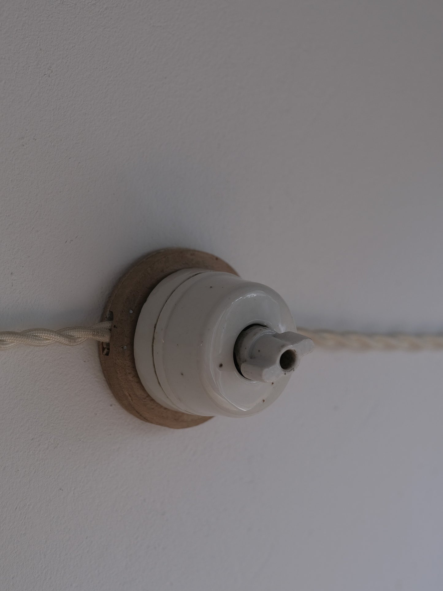 WALL LAMP WITH SWITCH：B