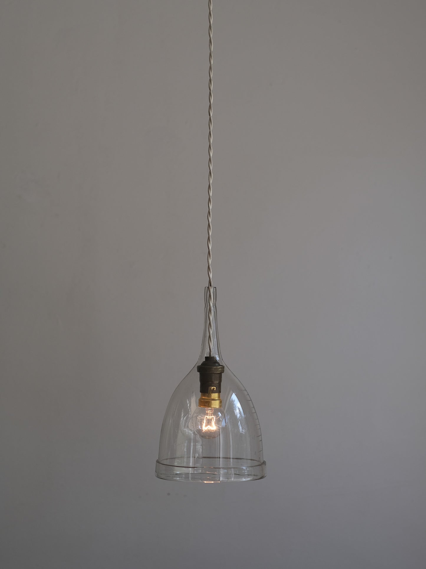 GLASS FUNNEL LAMP MIDDLE