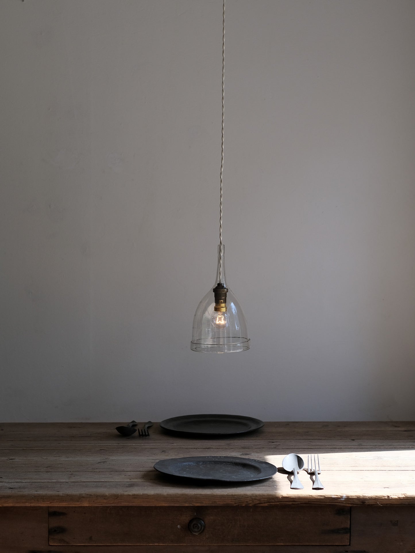 GLASS FUNNEL LAMP MIDDLE