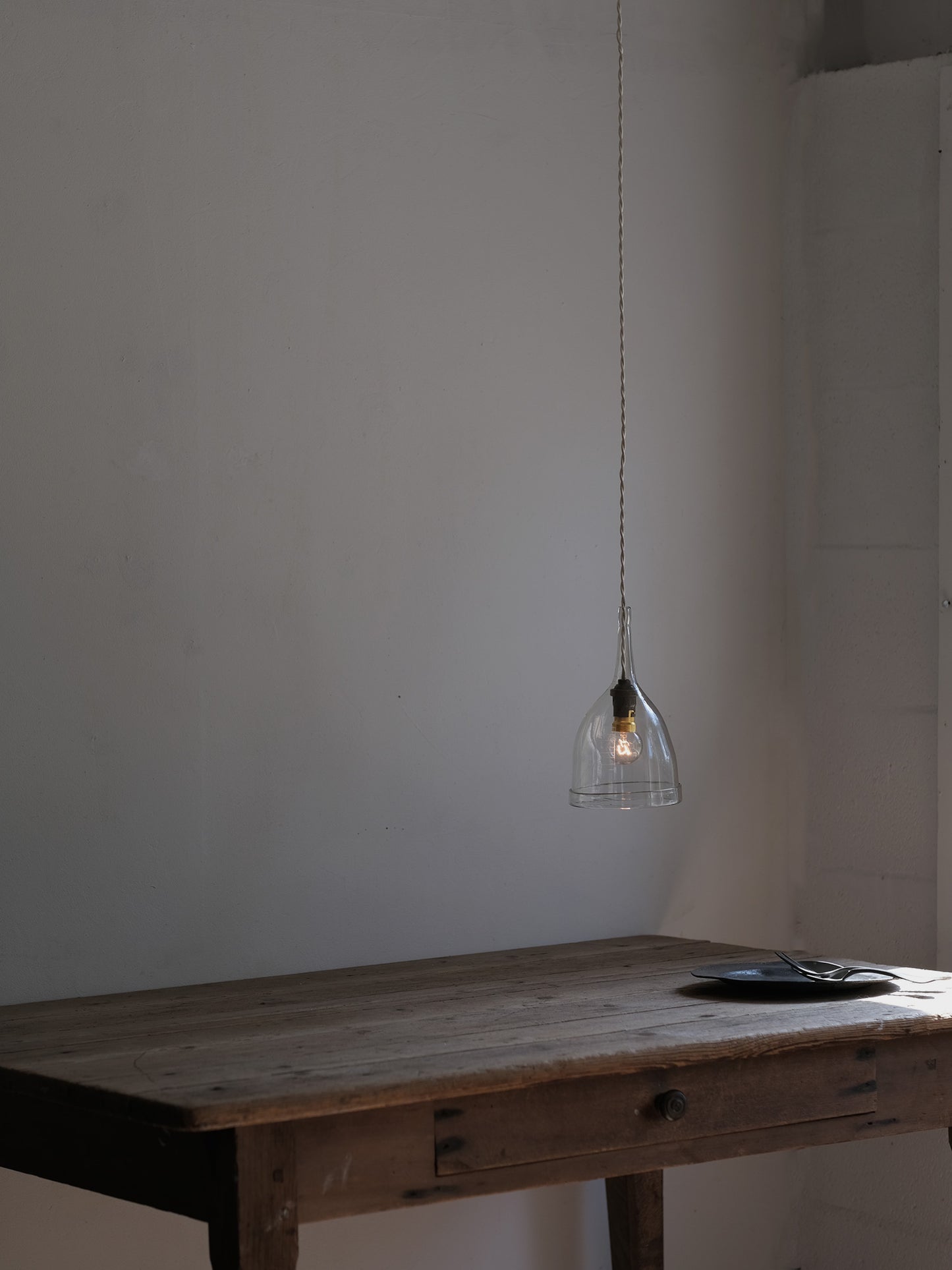 GLASS FUNNEL LAMP MIDDLE