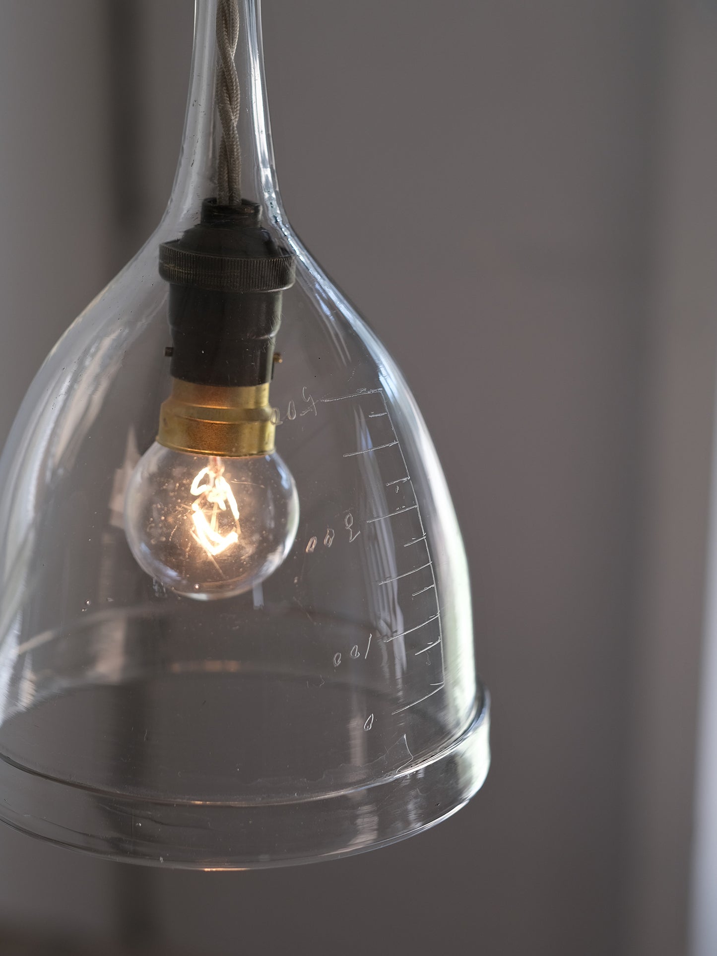 GLASS FUNNEL LAMP MIDDLE