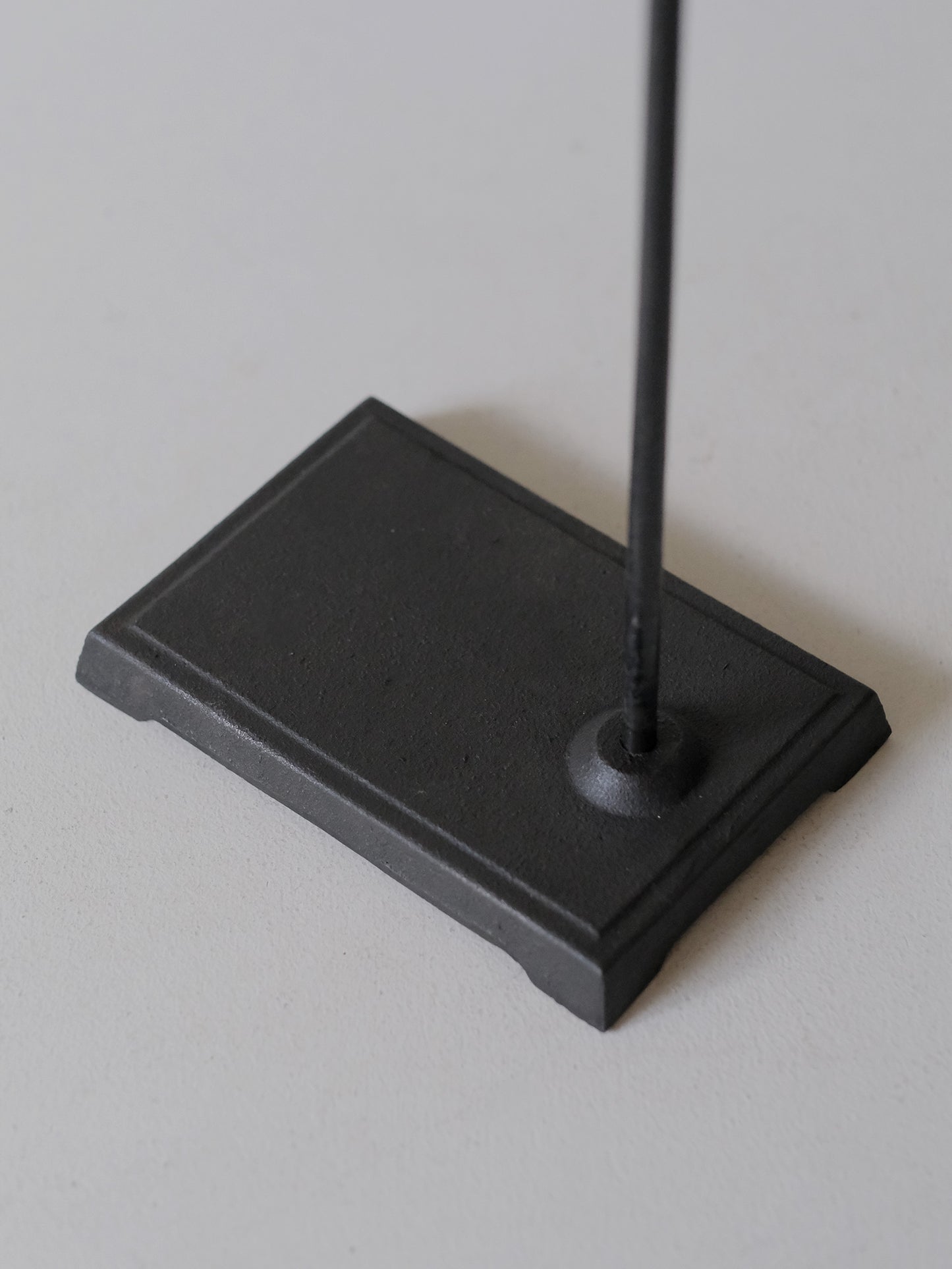 IRON STAND LAMP