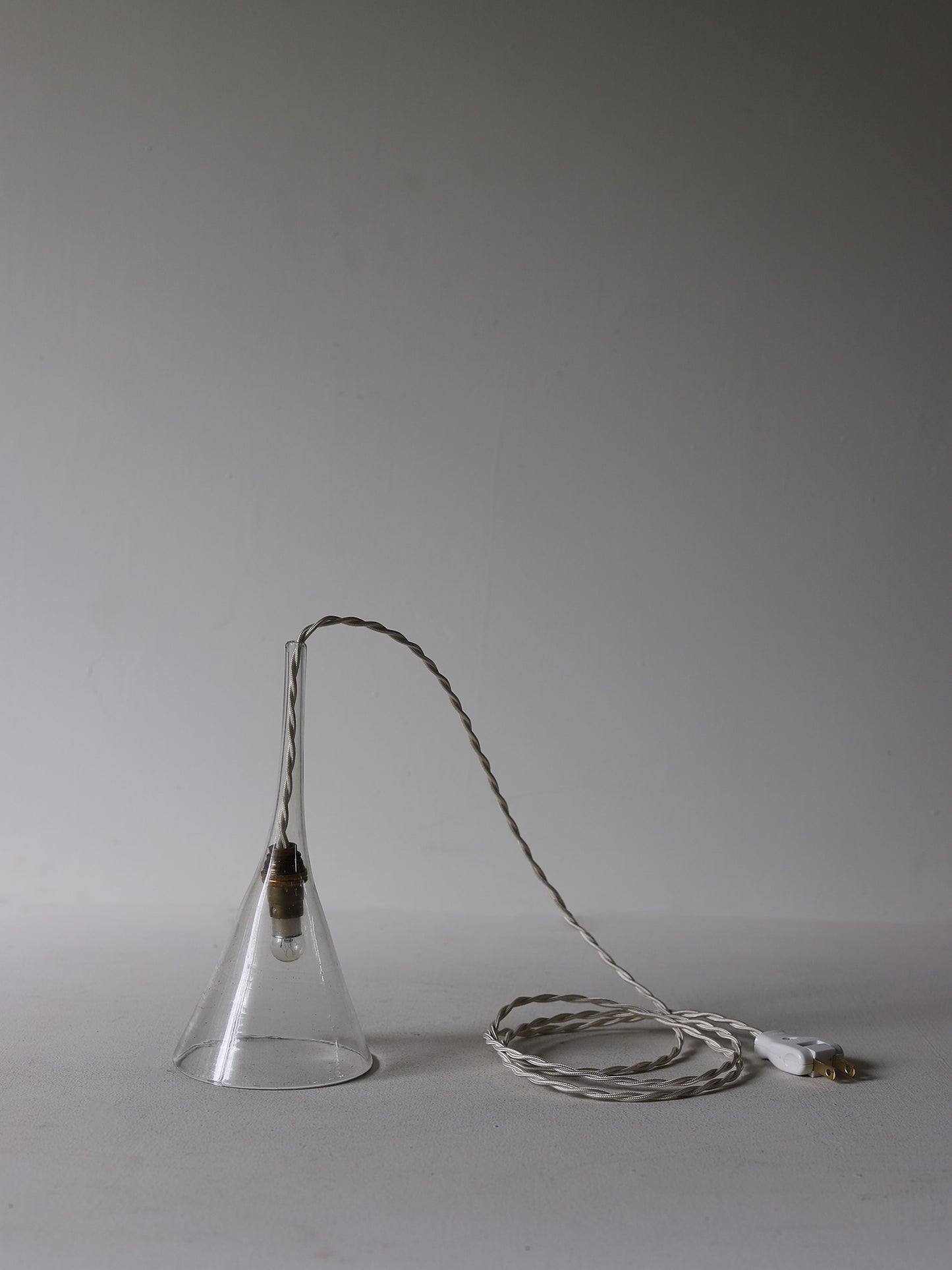 GLASS FUNNEL LAMP FR