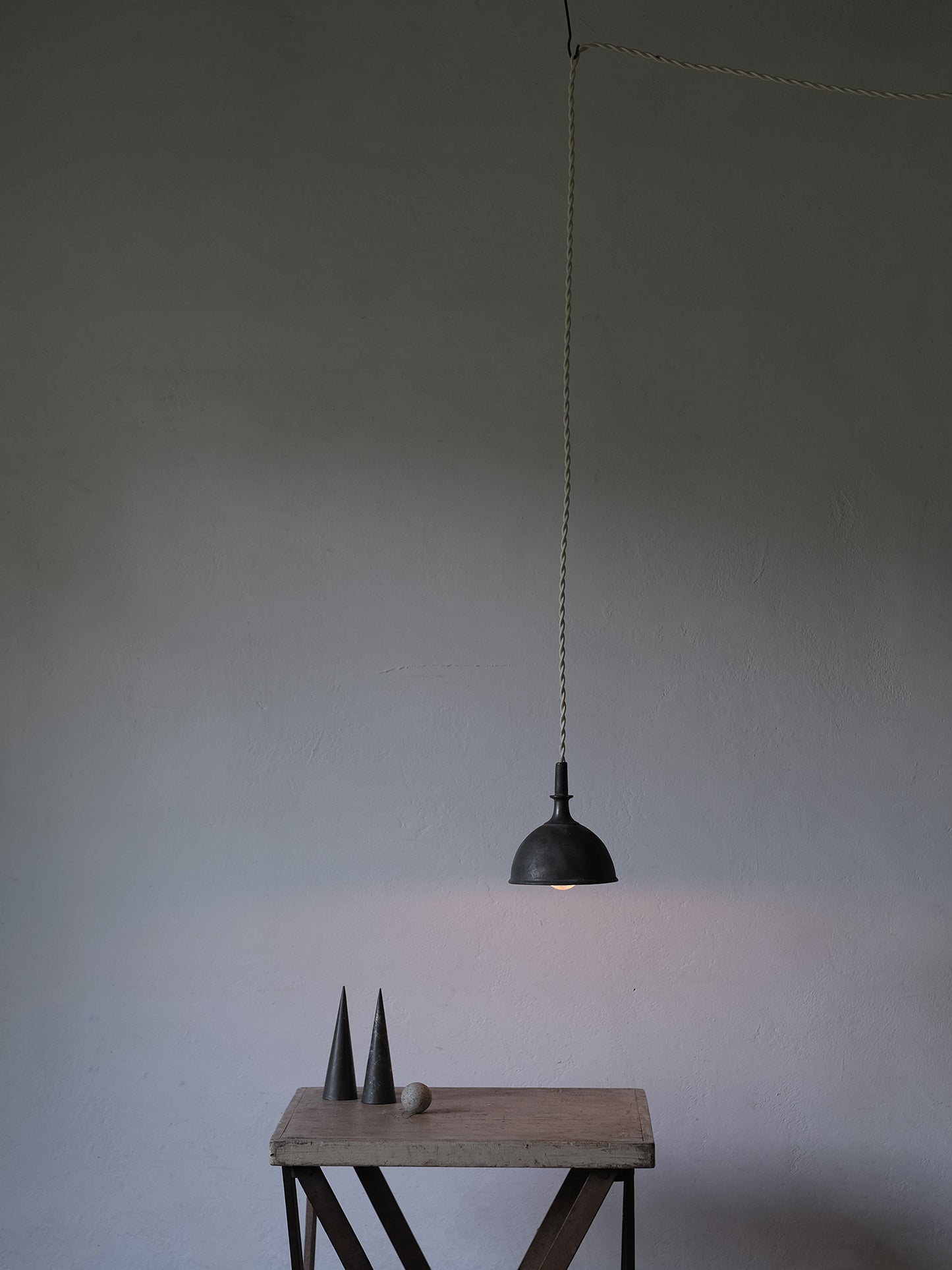 PEWTER FUNNEL LAMP : S