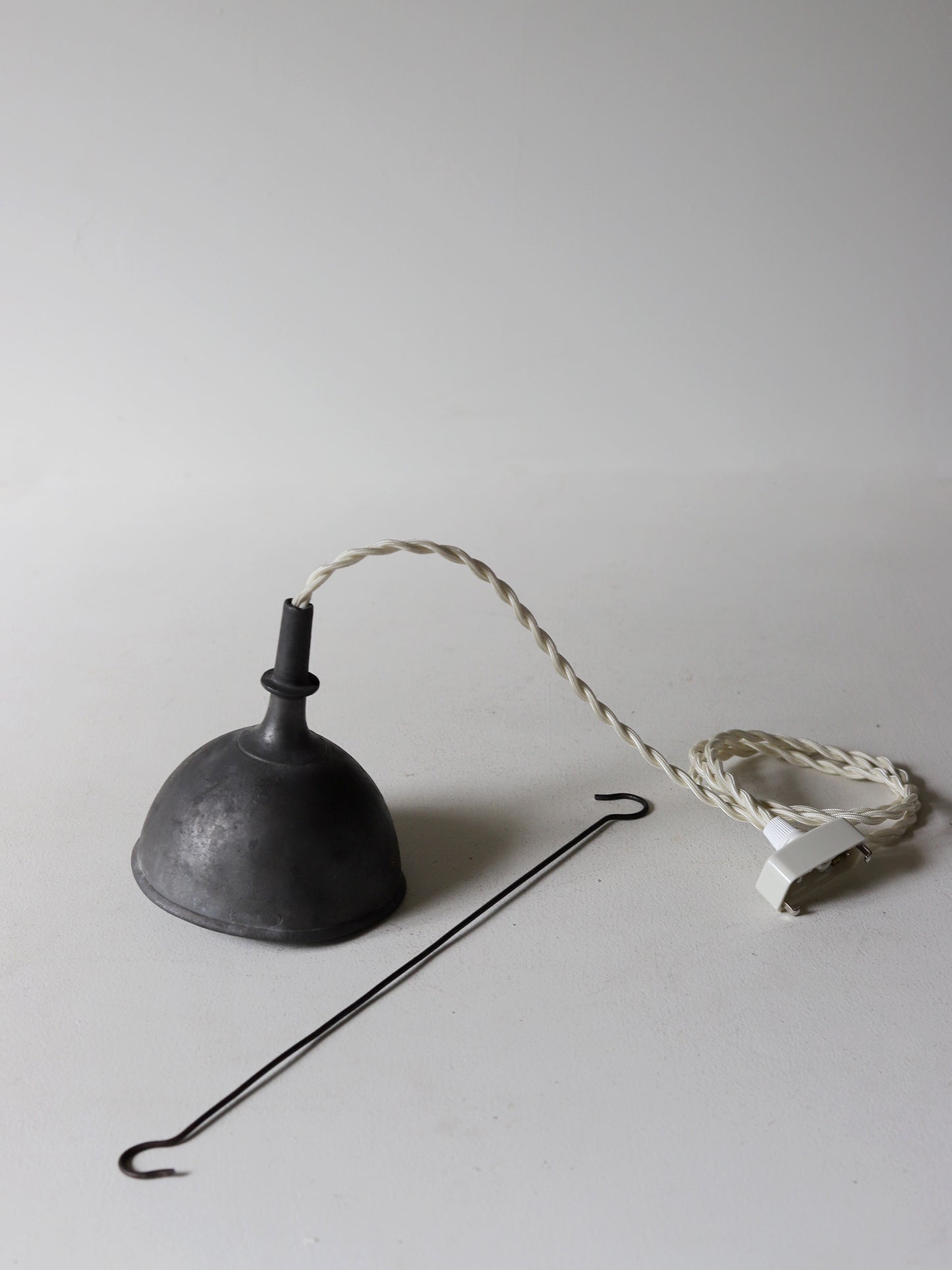 PEWTER FUNNEL LAMP : S