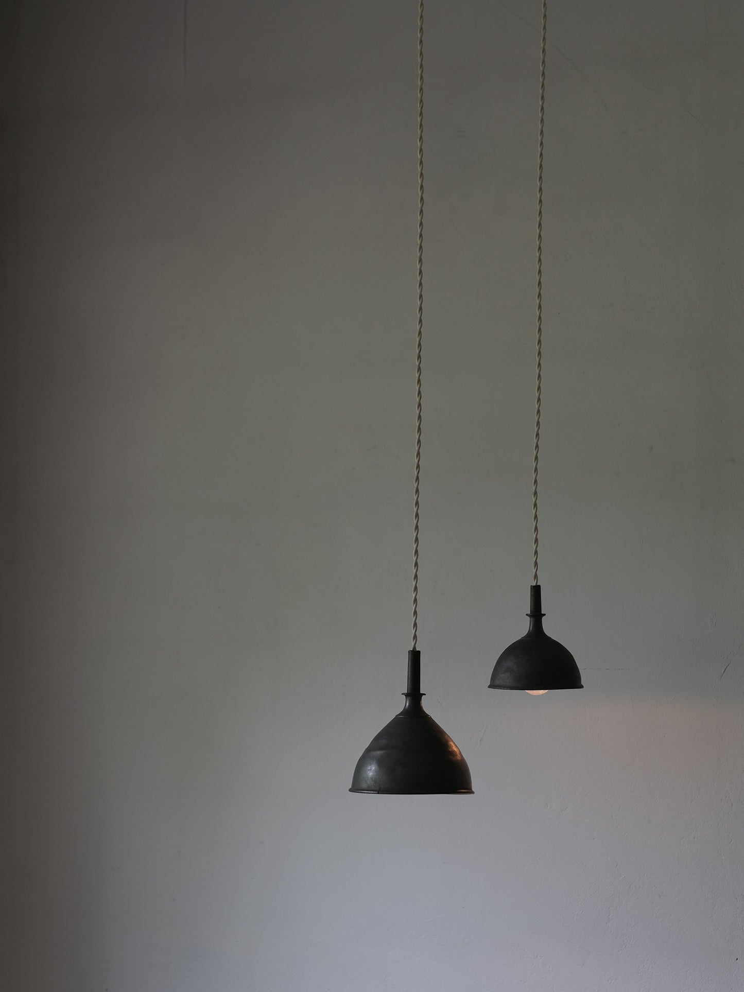 PEWTER FUNNEL LAMP : M