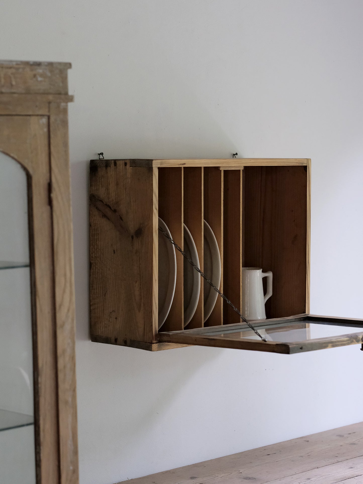 WALL MOUNTED GLASS CABINET