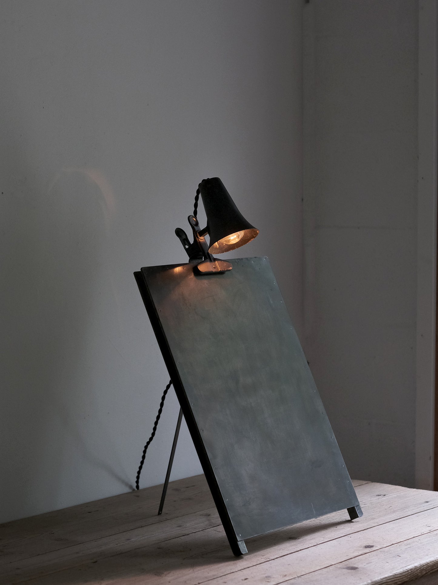 SIGNBOARD LAMP