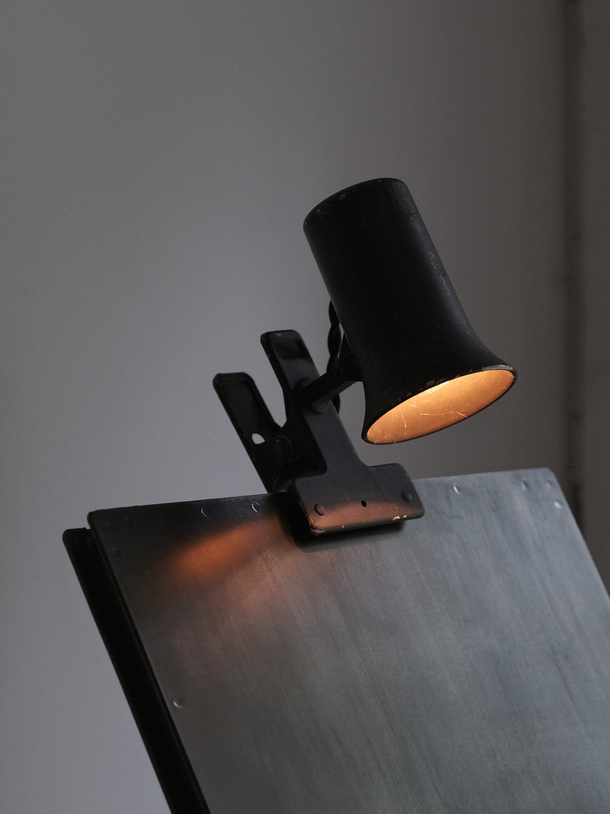 SIGNBOARD LAMP