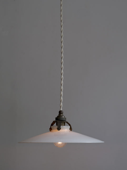GLASS SHADE LAMP : E