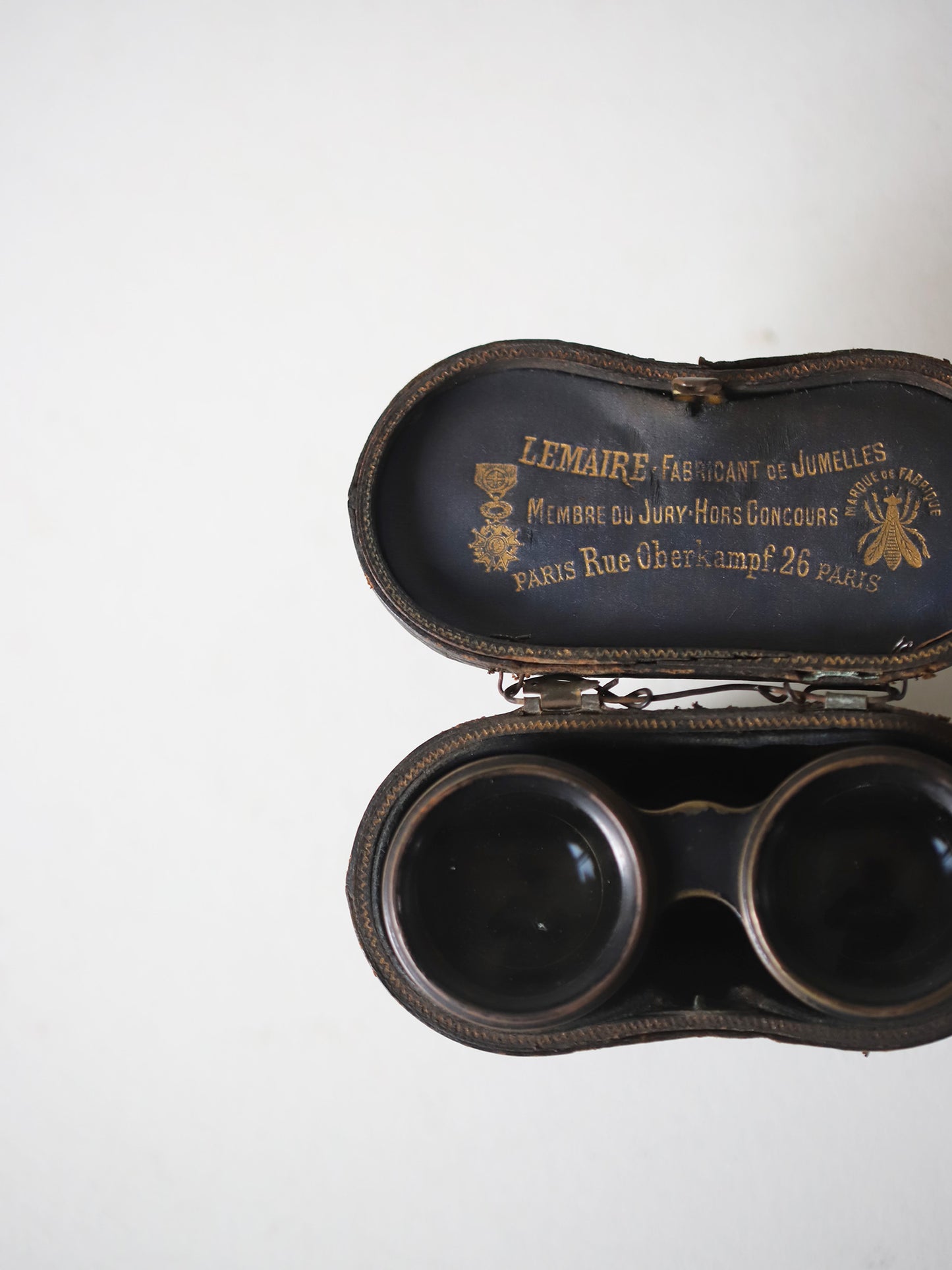 BINOCULARS