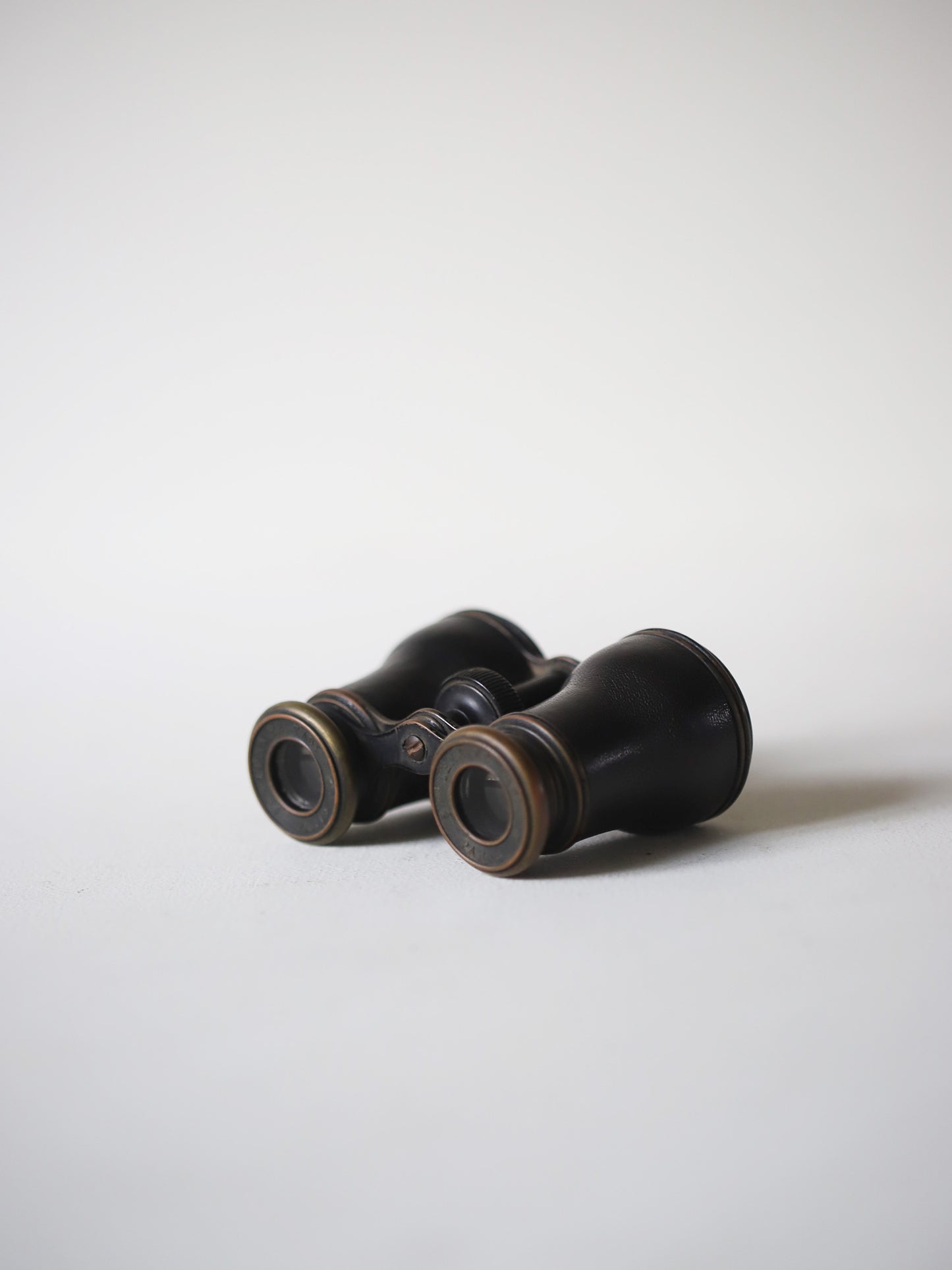 BINOCULARS