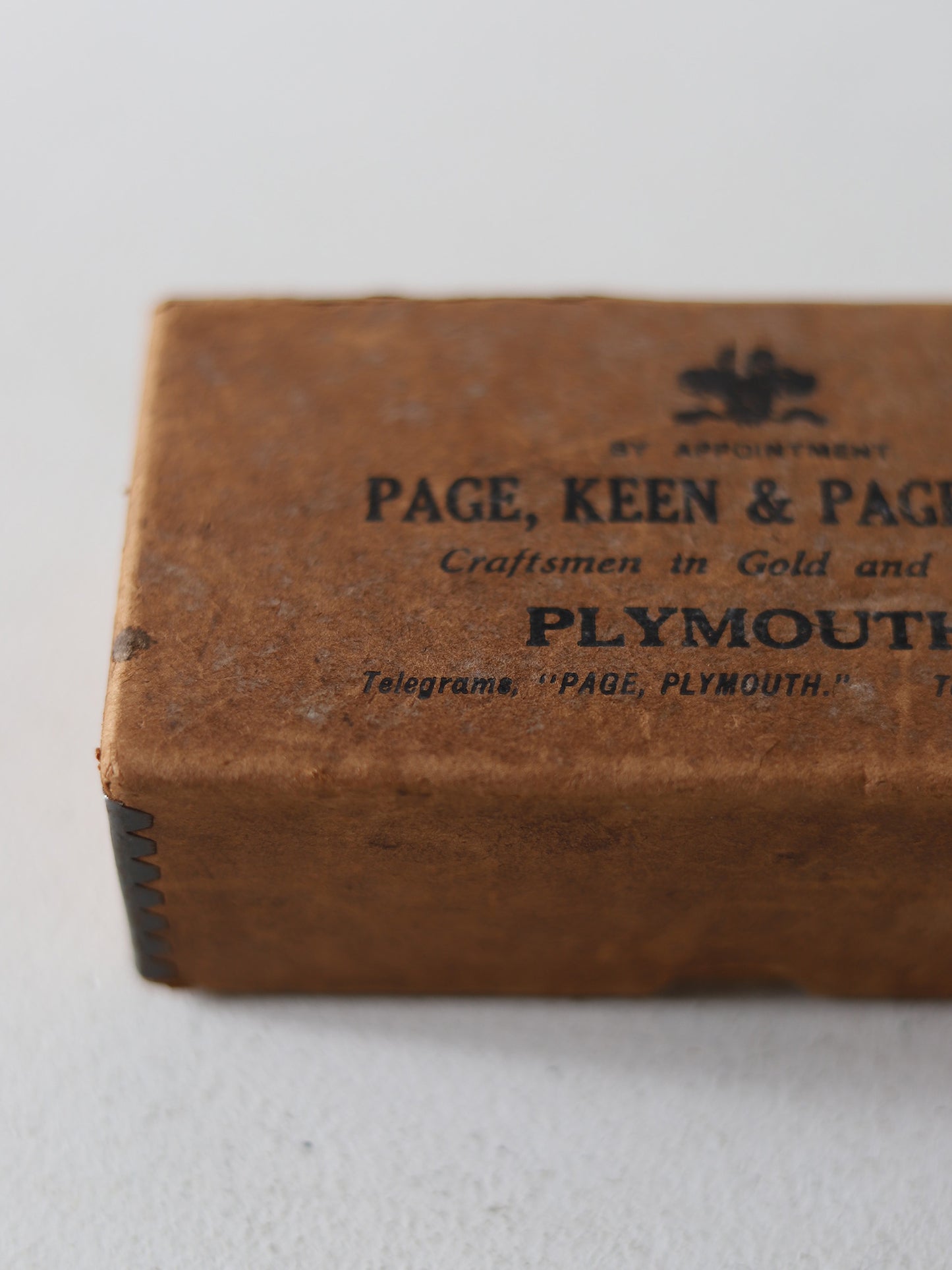 UK PAPER BOX