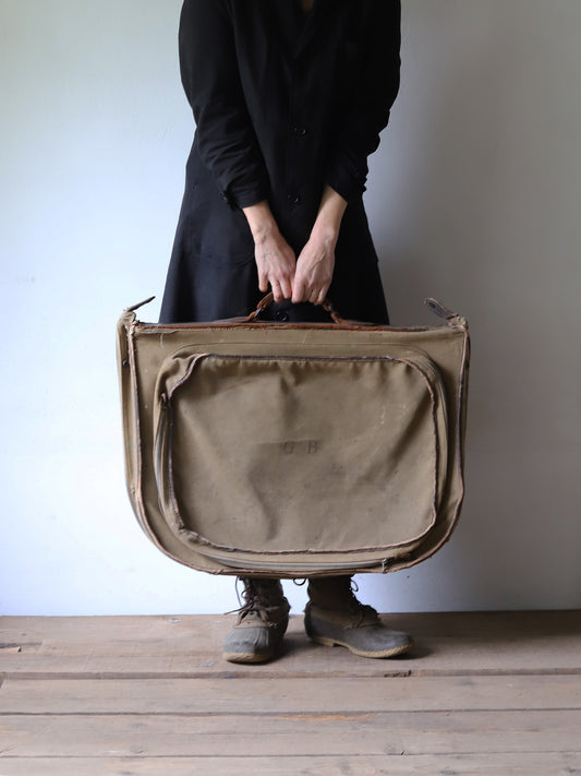 GARMENT BAG