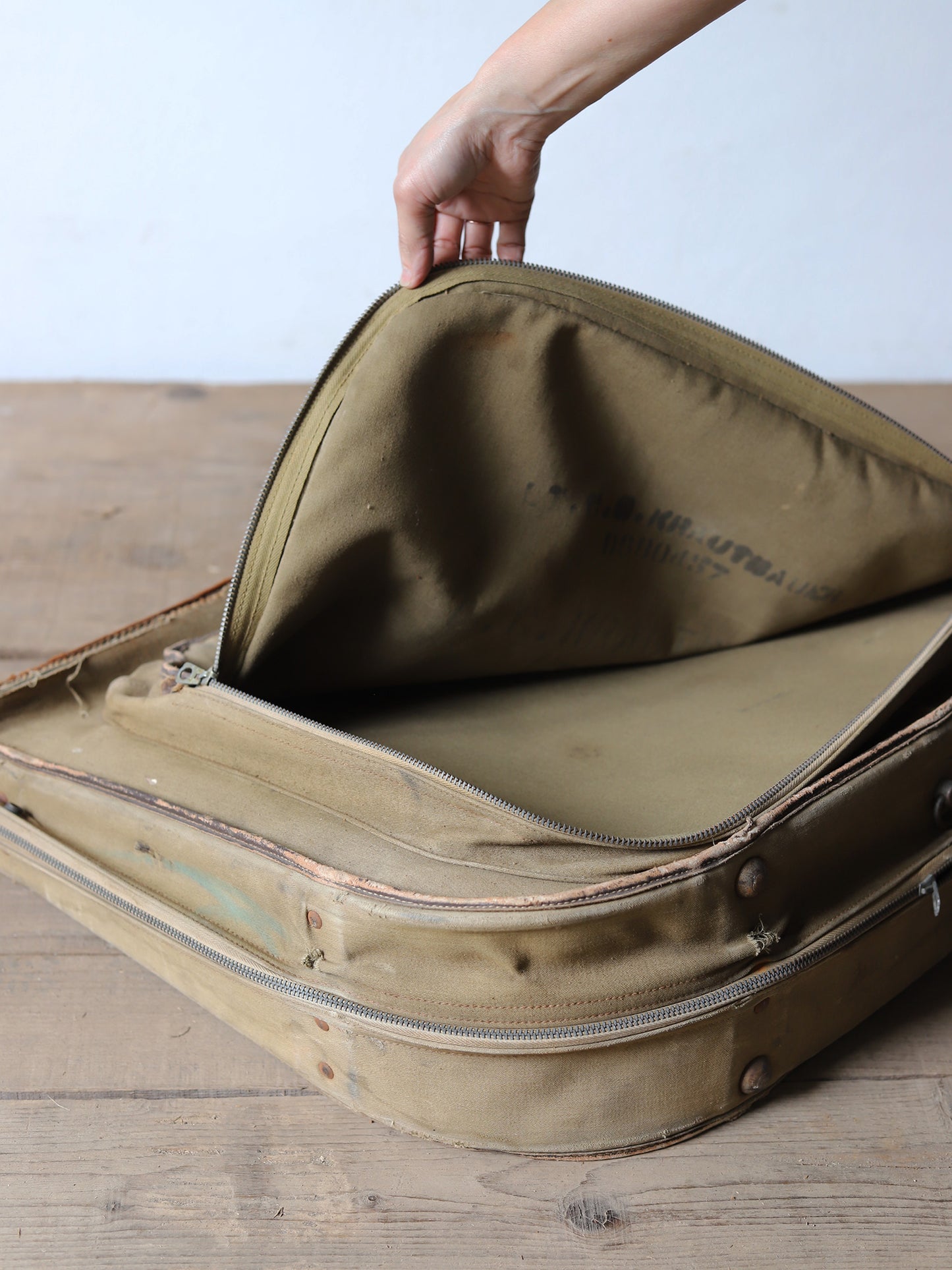 GARMENT BAG