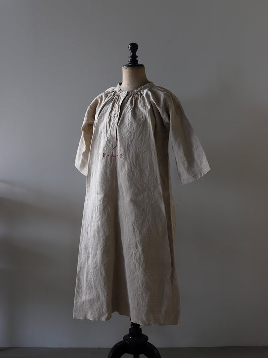 FRENCH DRESS：C