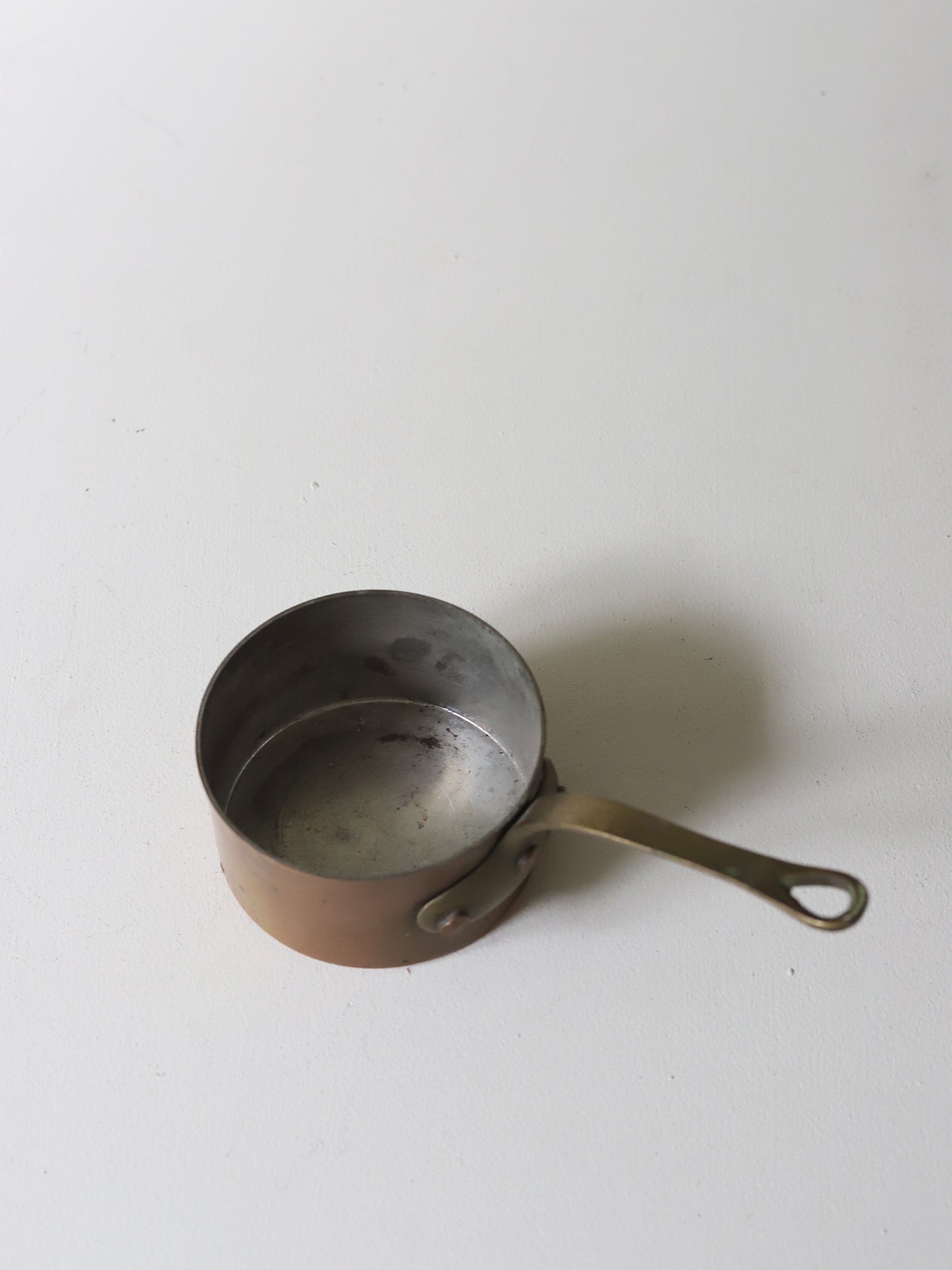 COPPER SMALL POT : B
