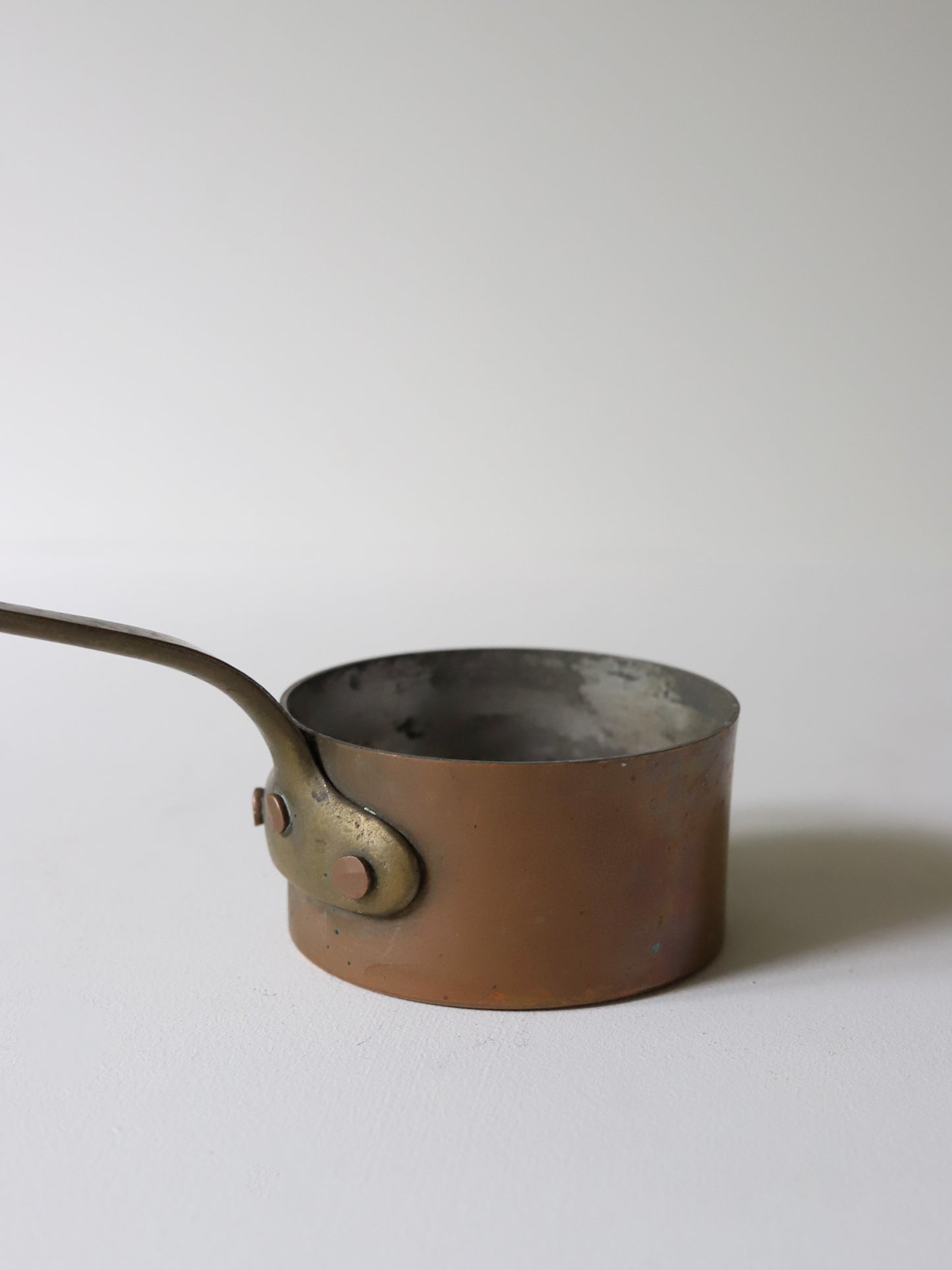 COPPER SMALL POT : B