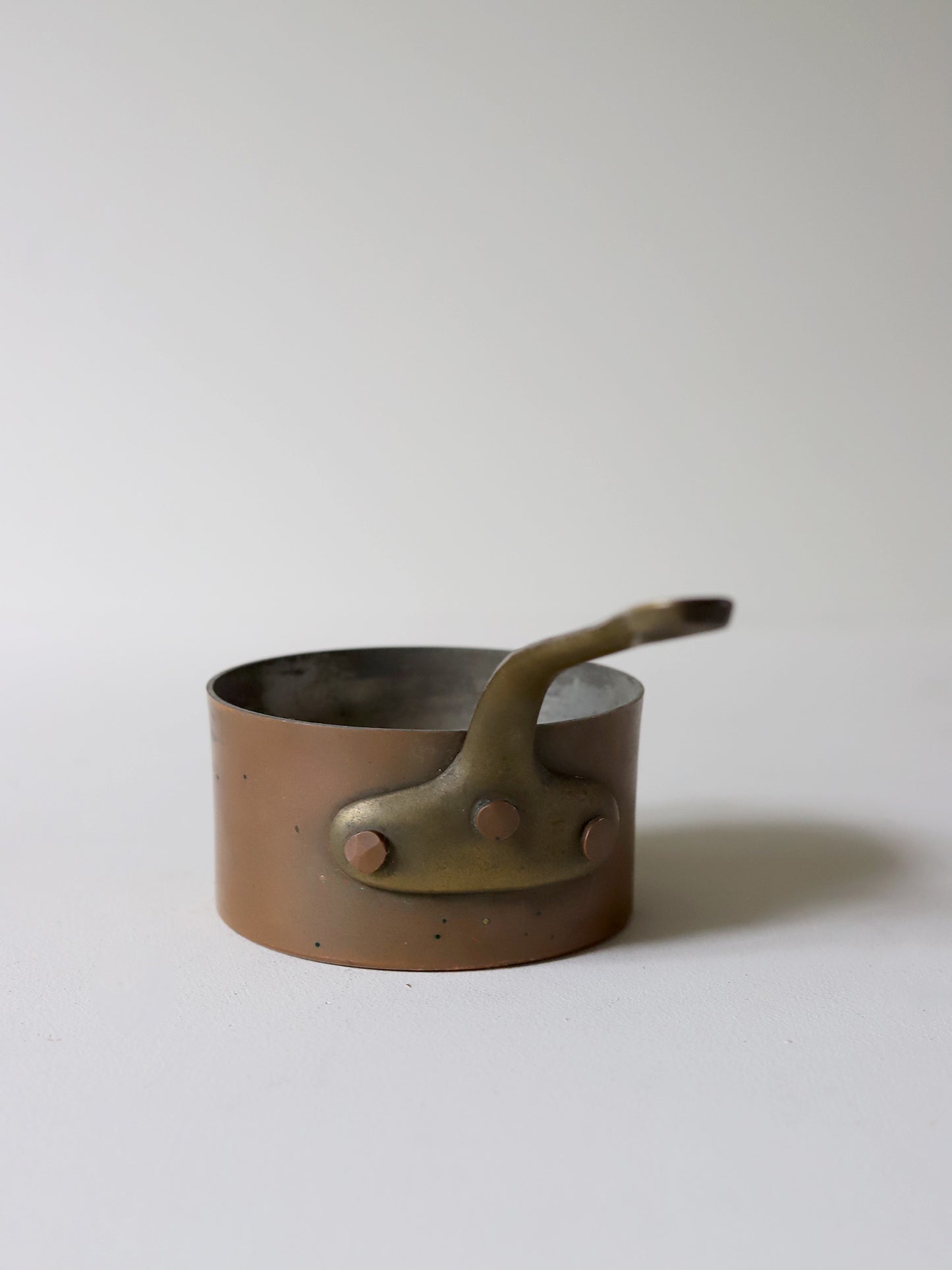 COPPER SMALL POT : B
